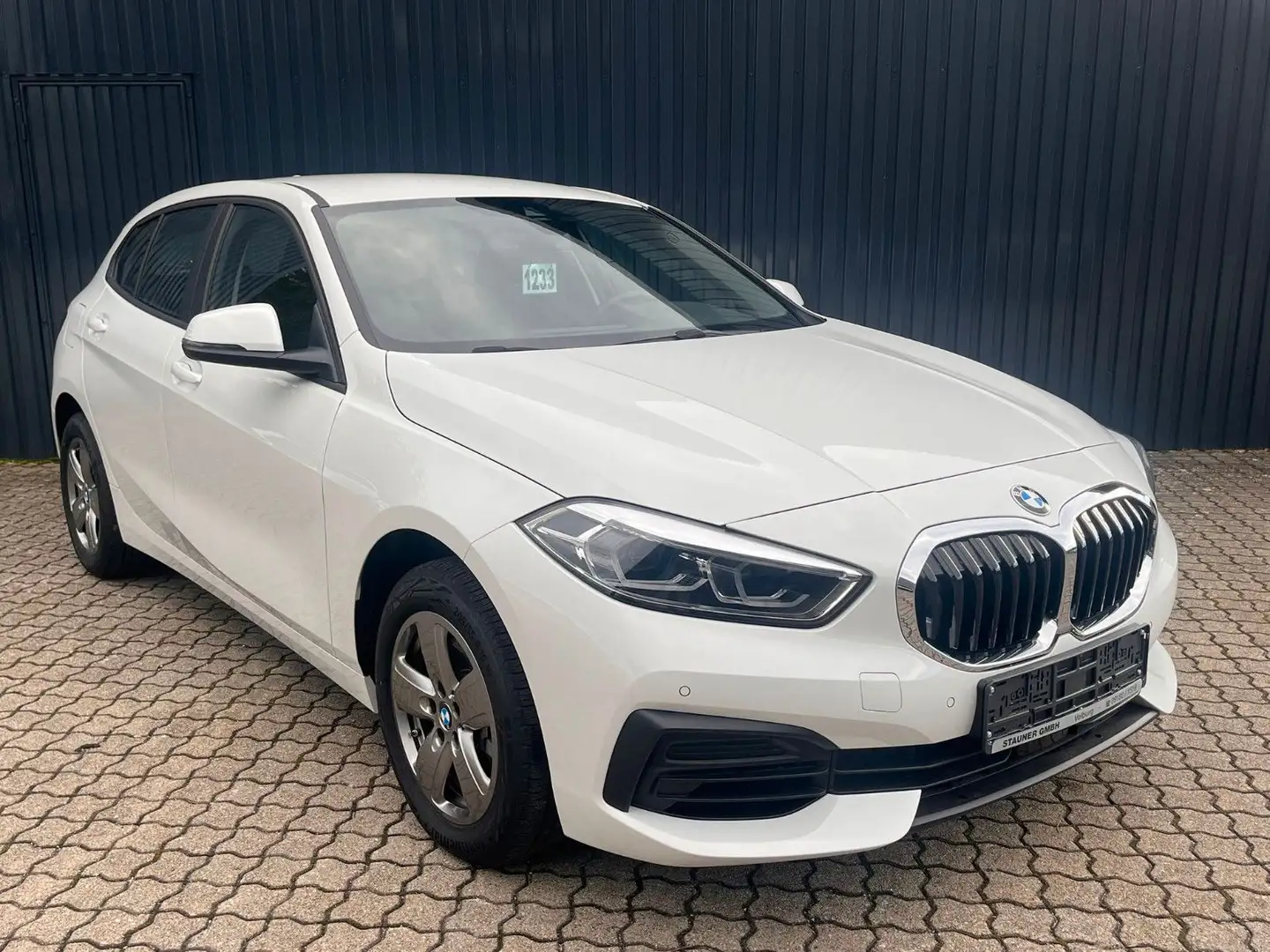 BMW 116 i 5-Türer/ Lenkradheiz/LED/Navi/Sitzheizung Wit - 2