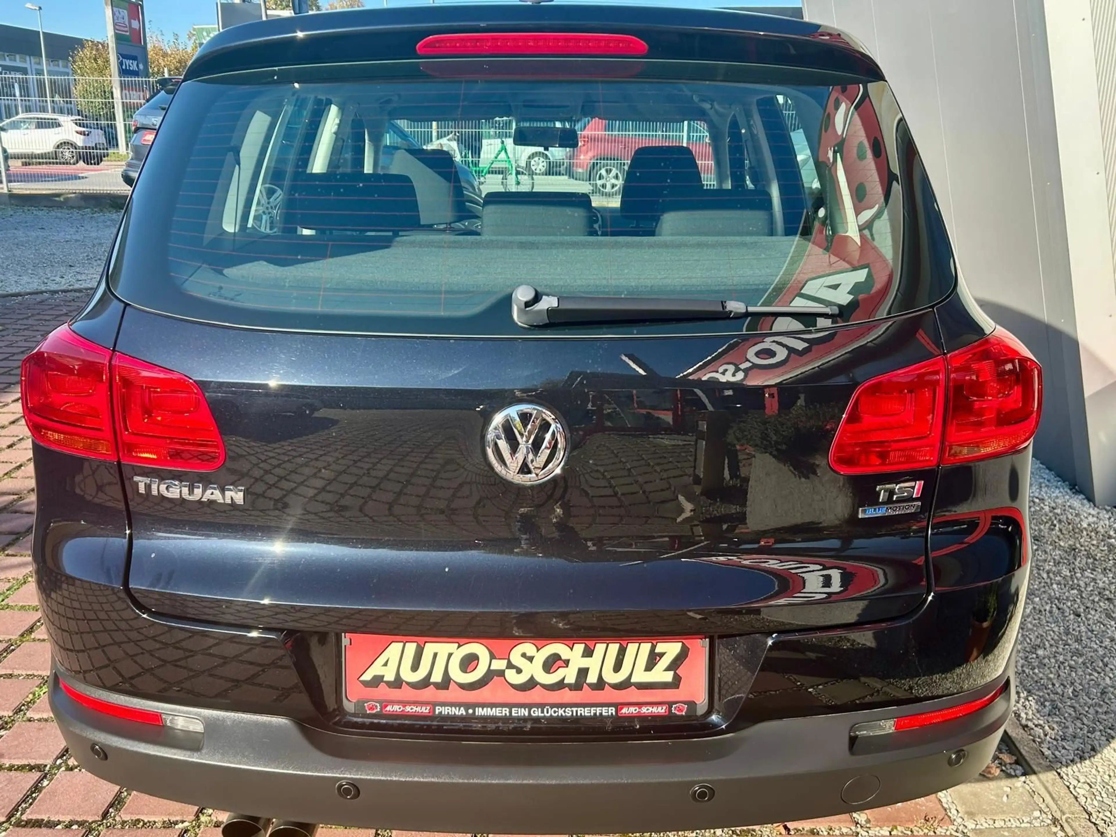 Volkswagen Tiguan 1.4 TSI Trend & Fun BMT NAVI SITZH. — photo 4