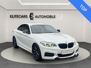 M240i Coupé / X-DRIVE / KEYLESS ENTRY / ALCANTA