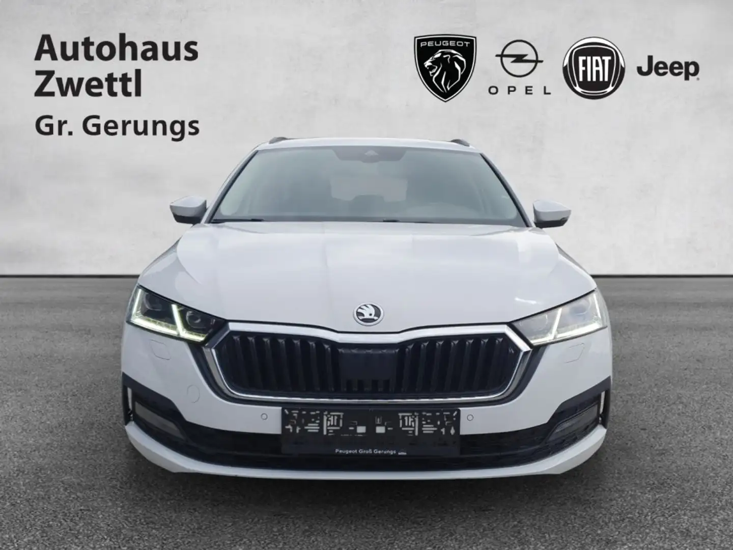 Skoda Octavia Kombi Ambition Clever 2,0 Weiß - 2