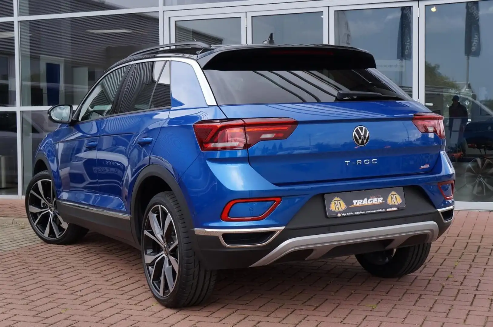 Volkswagen T-Roc Style 1.5 TSI DSG 19'Alu,AHK,Standhzg,LED Blau - 2