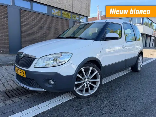Skoda Roomster 1.2 TSI Ambition AUTOMAAT CLIMA LMV RIJDT GOED DIS
