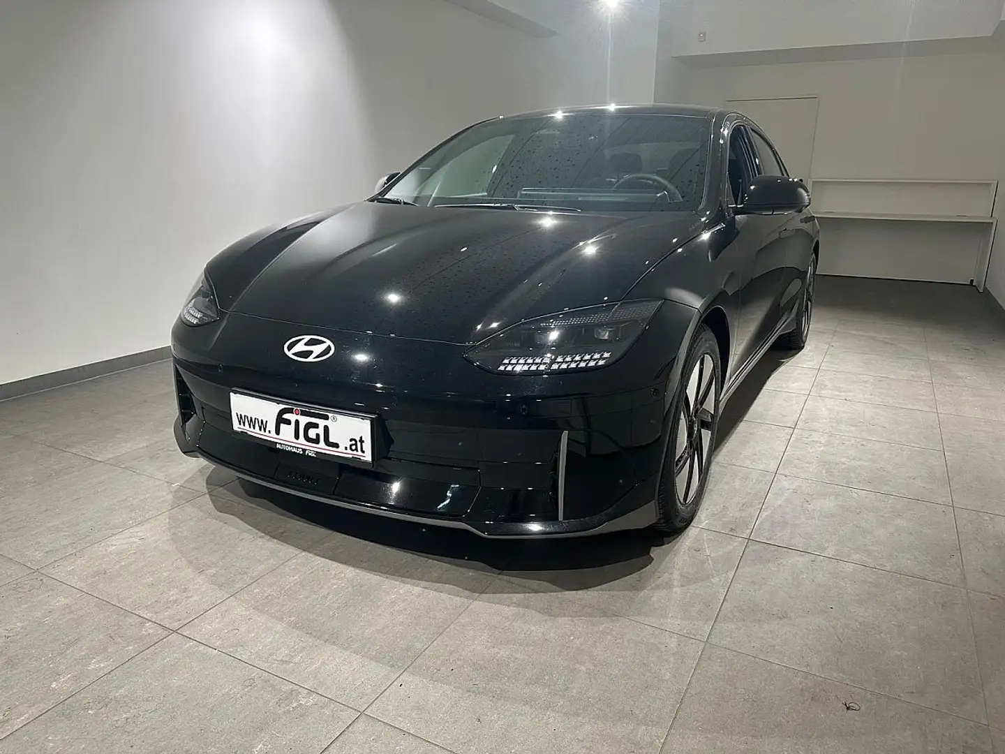 Hyundai IONIQ 6 Ioniq 6 Elektro 77,4kWh 4WD Top Line Long Range... Negro - 1