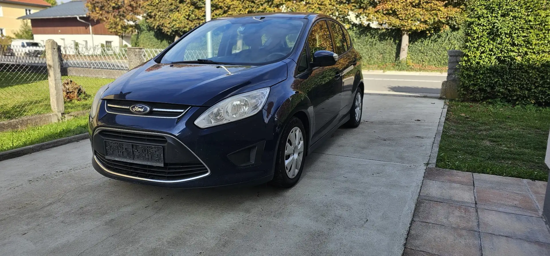 Ford C-Max 1.6 TDCi Start-Stop-System Champions Edition - 1