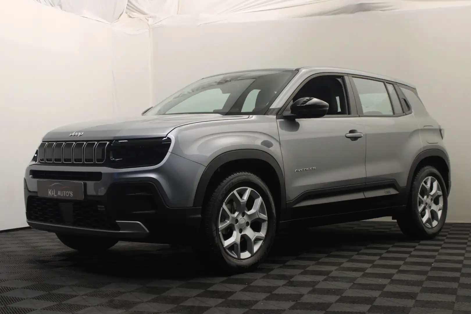 Jeep Avenger 1.2 Altitude Grijs - 1