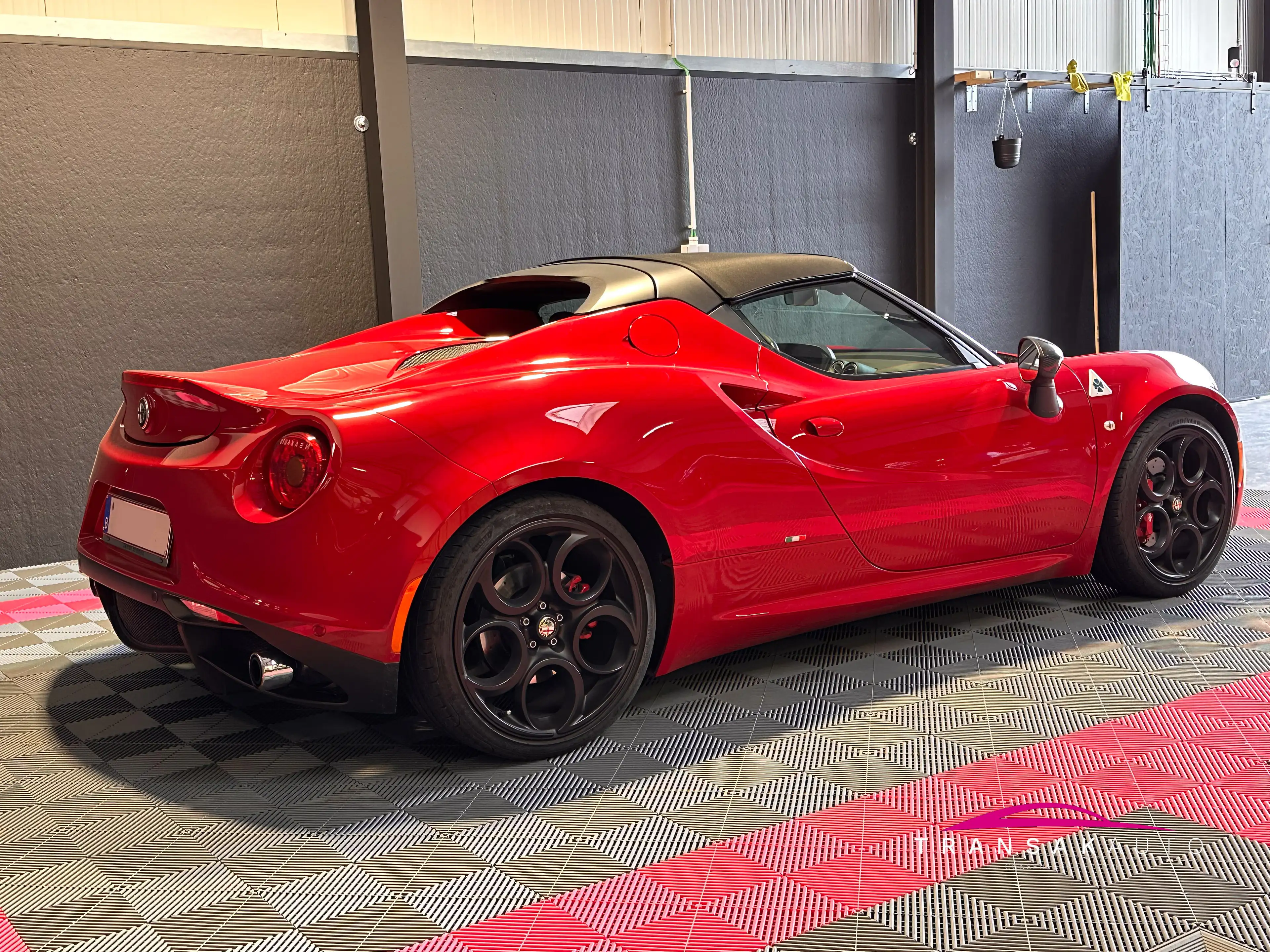 Alfa Romeo 4C 1.7 TBi SPIDER Garantie 12 mois — photo 5