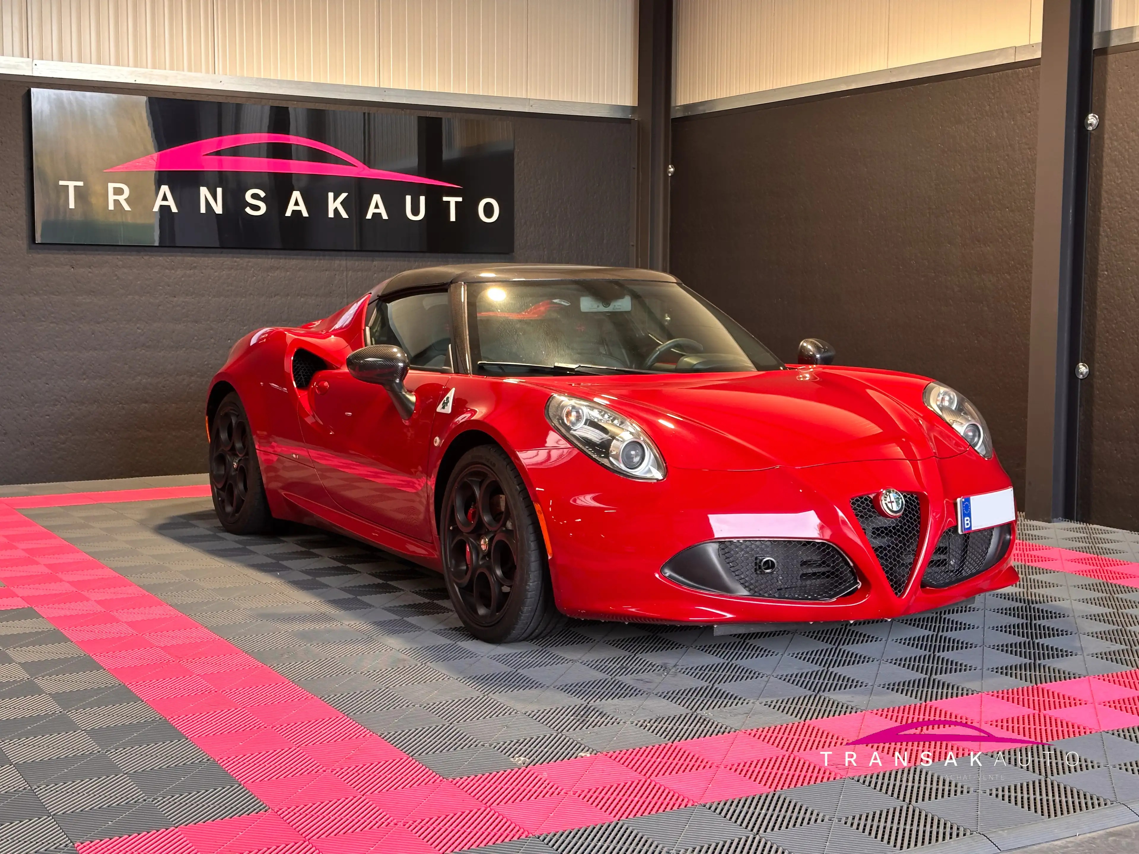 Alfa Romeo 4C 1.7 TBi SPIDER Garantie 12 mois — photo 4