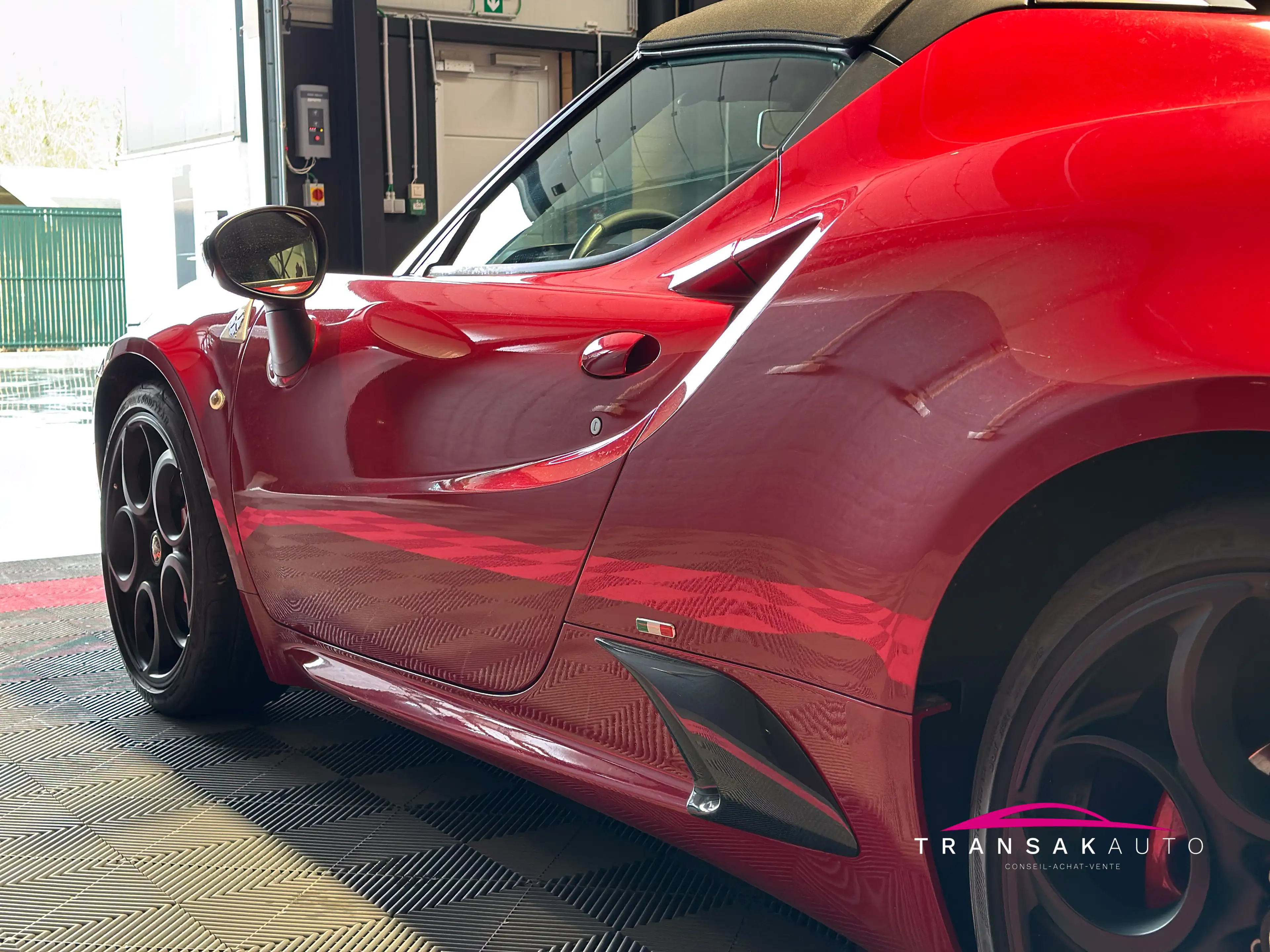 Alfa Romeo 4C 1.7 TBi SPIDER Garantie 12 mois — photo 7