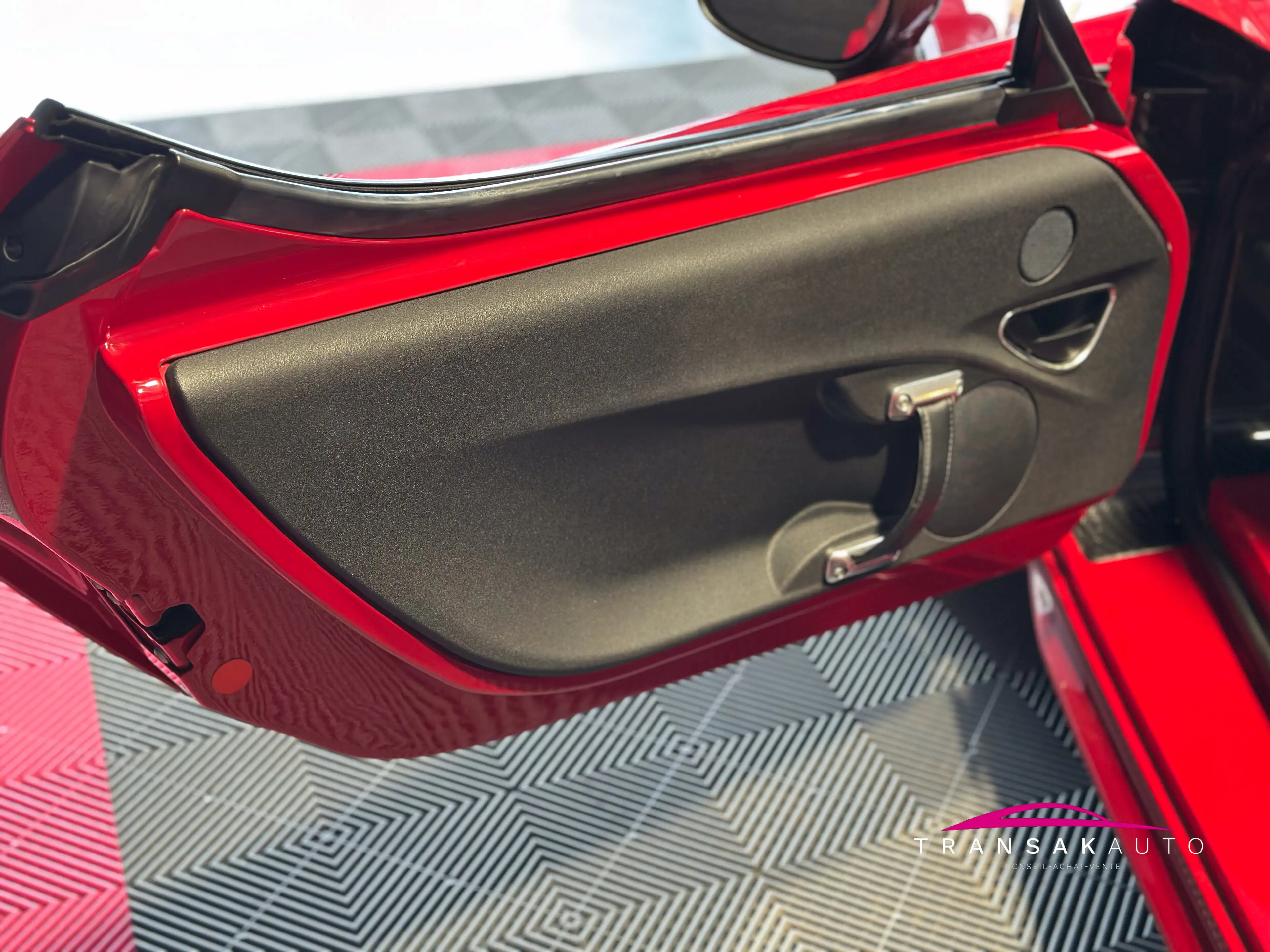 Alfa Romeo 4C 1.7 TBi SPIDER Garantie 12 mois — photo 8