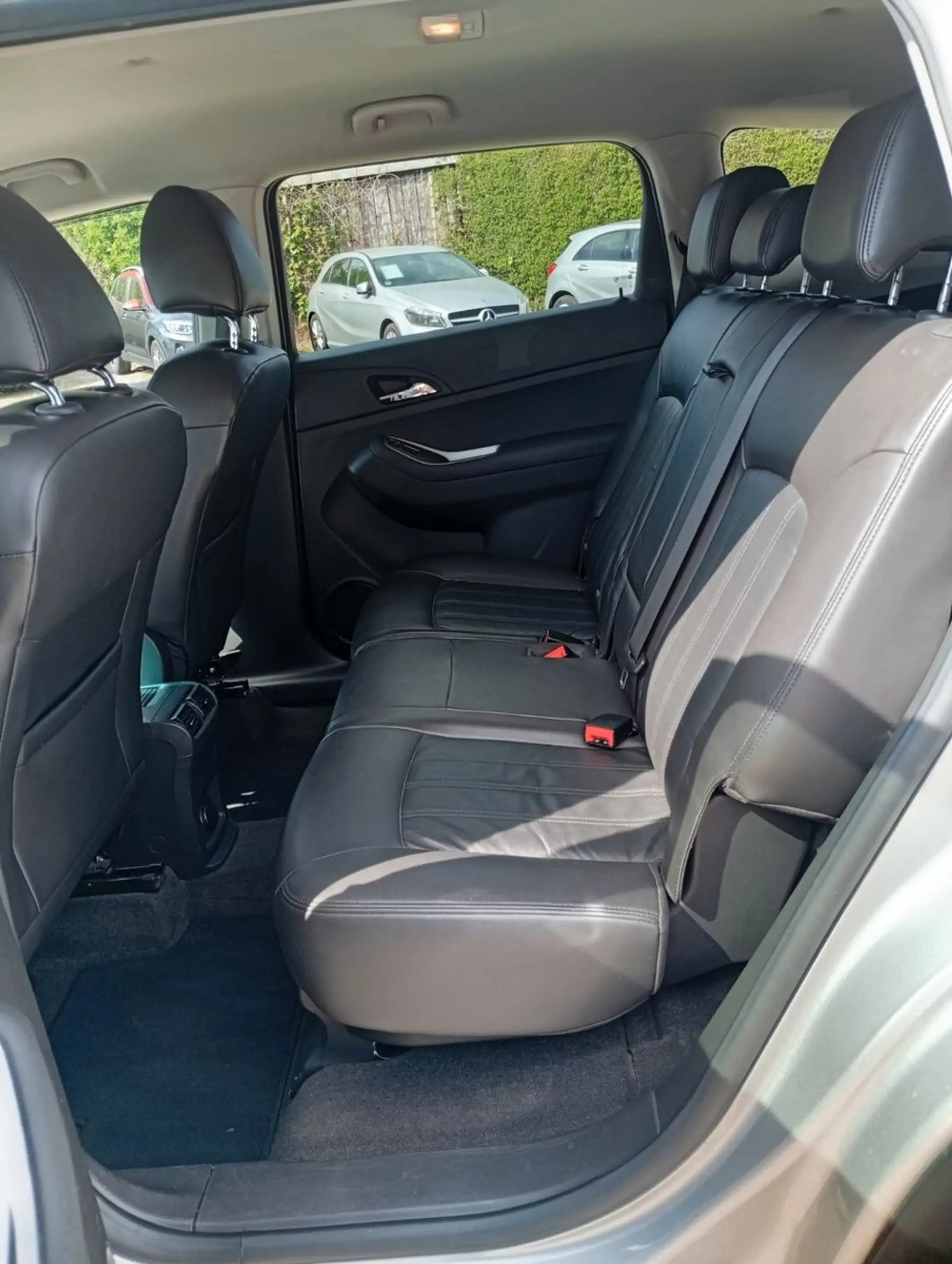 Chevrolet Orlando 2.0TD LT 7-Sitzer.Automatik.Klima.Leder. — photo 10