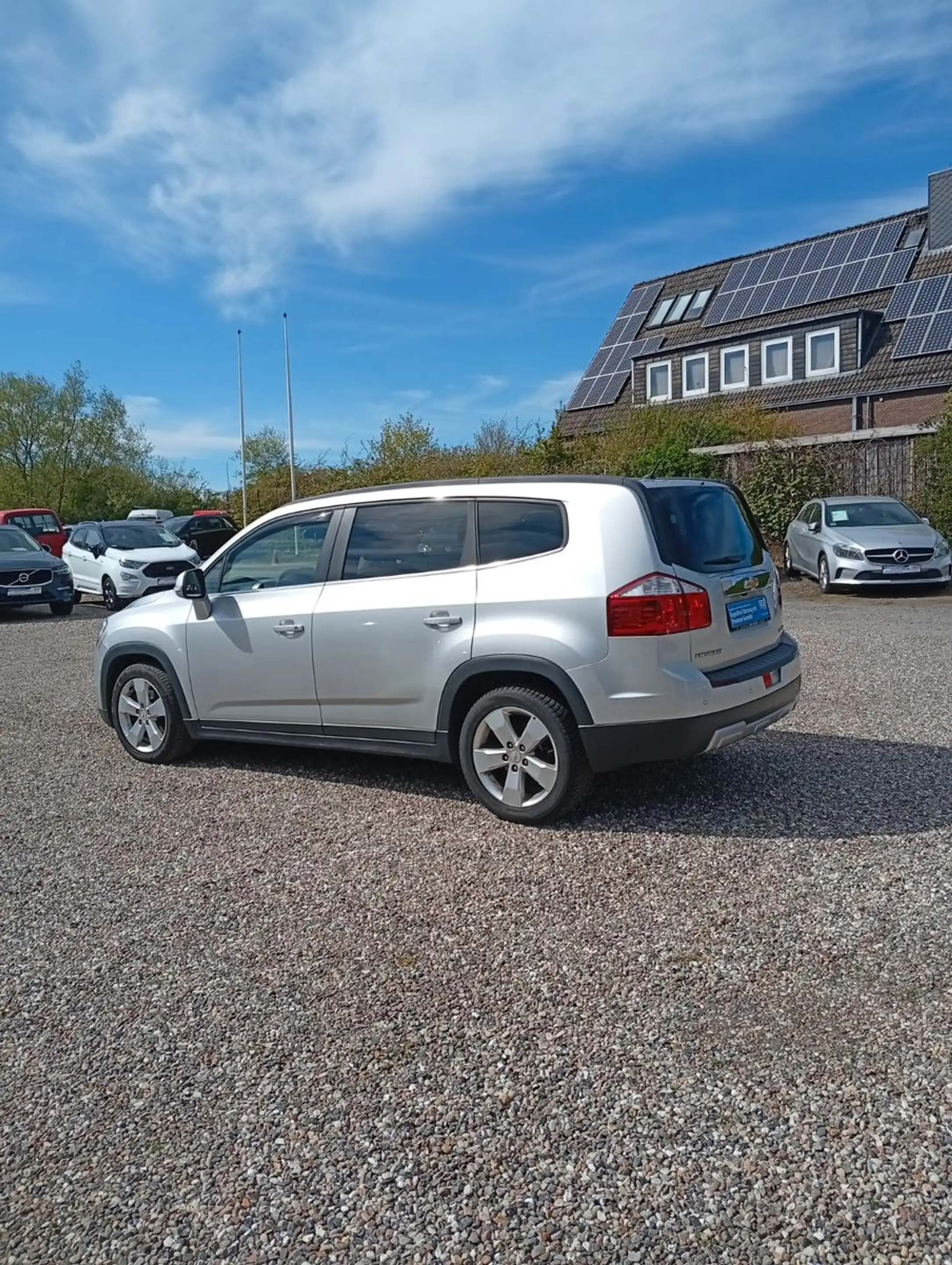 Chevrolet Orlando 2.0TD LT 7-Sitzer.Automatik.Klima.Leder. — photo 3