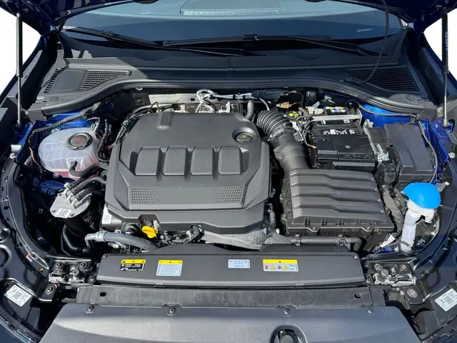 Volkswagen Passat view 12