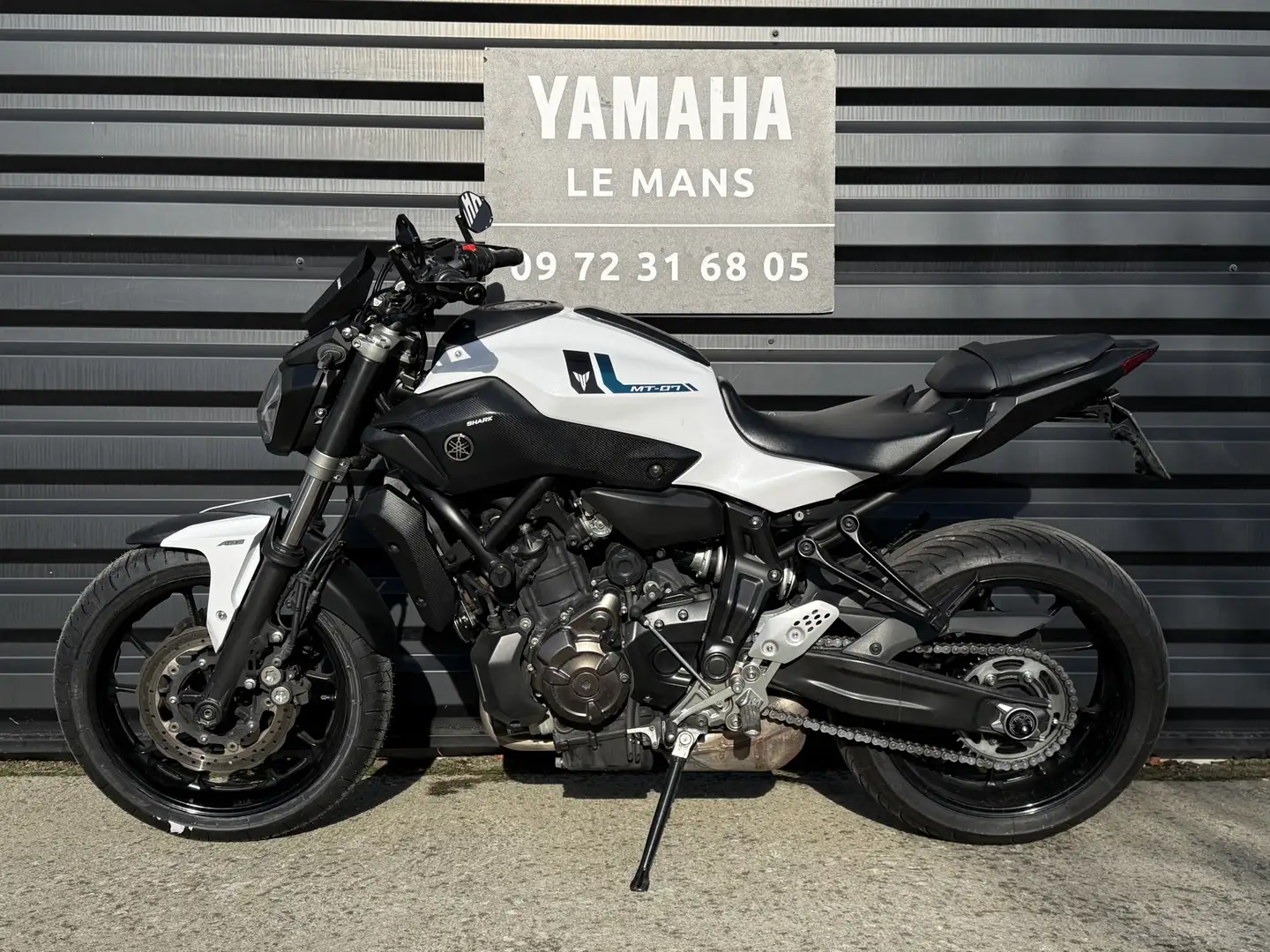 Yamaha MT-07 Blanc - 1