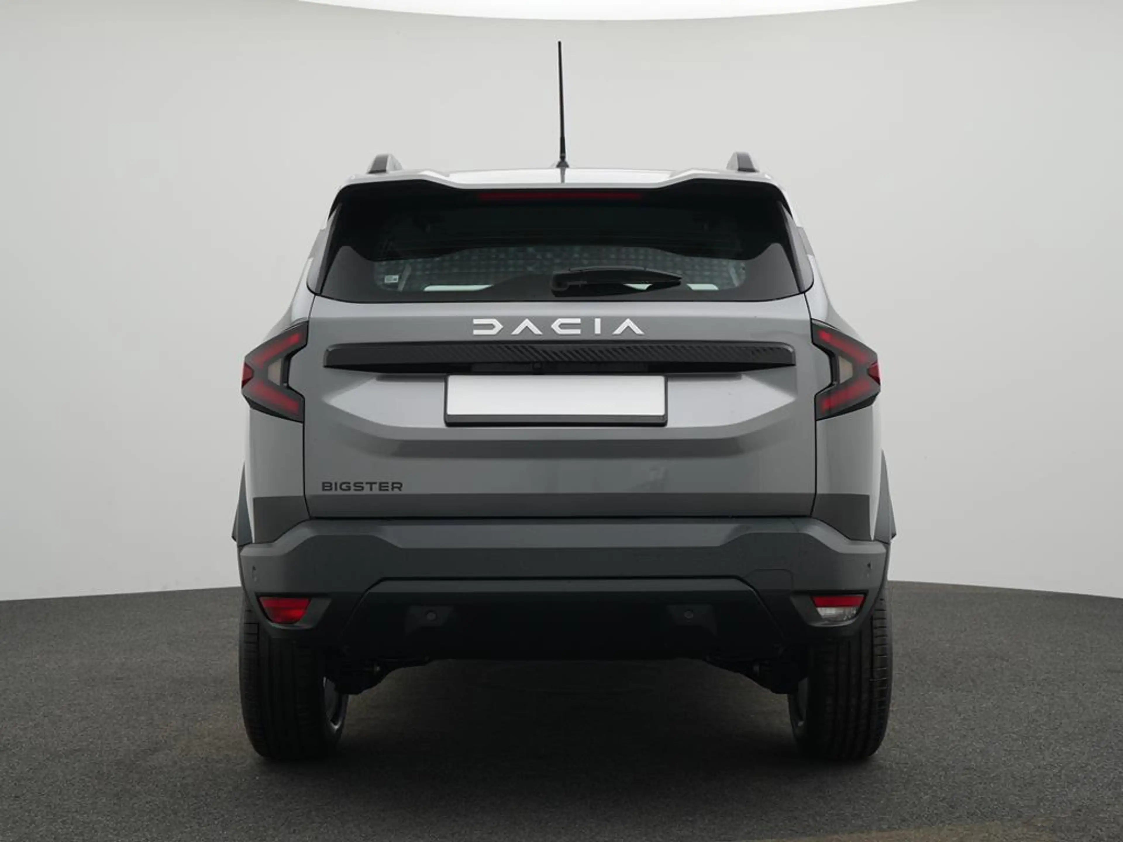 Dacia Bigster Essential mild hybrid 140 — photo 4