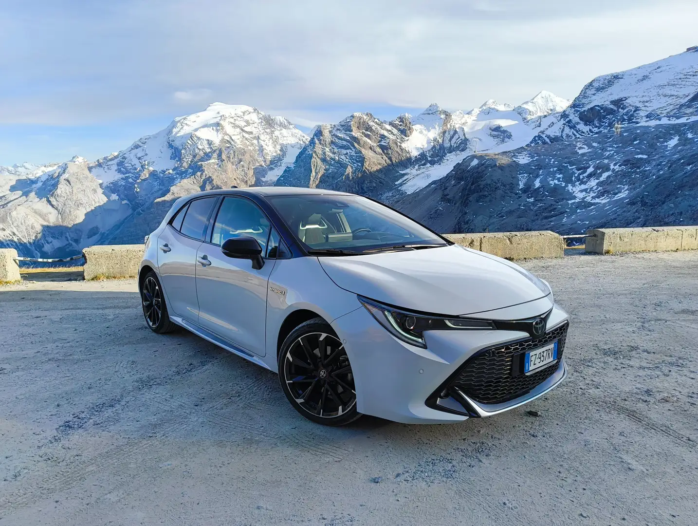 Toyota Corolla 2.0 Hybrid GR Sport Bianco - 2