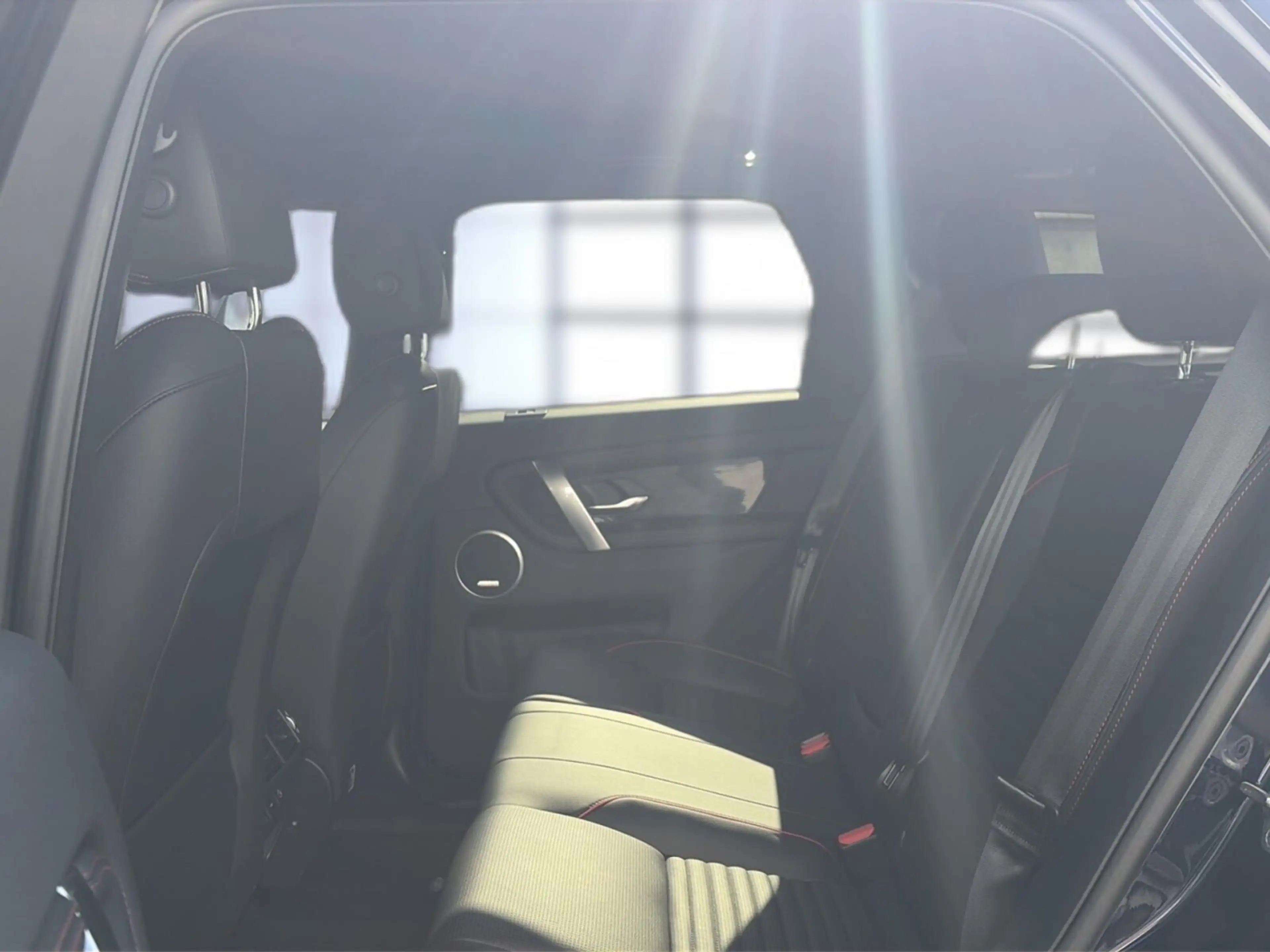 Land Rover Discovery Sport Discovery Sport D165 R-Dyn SE Pano*AHK*SitzHZG — photo 8