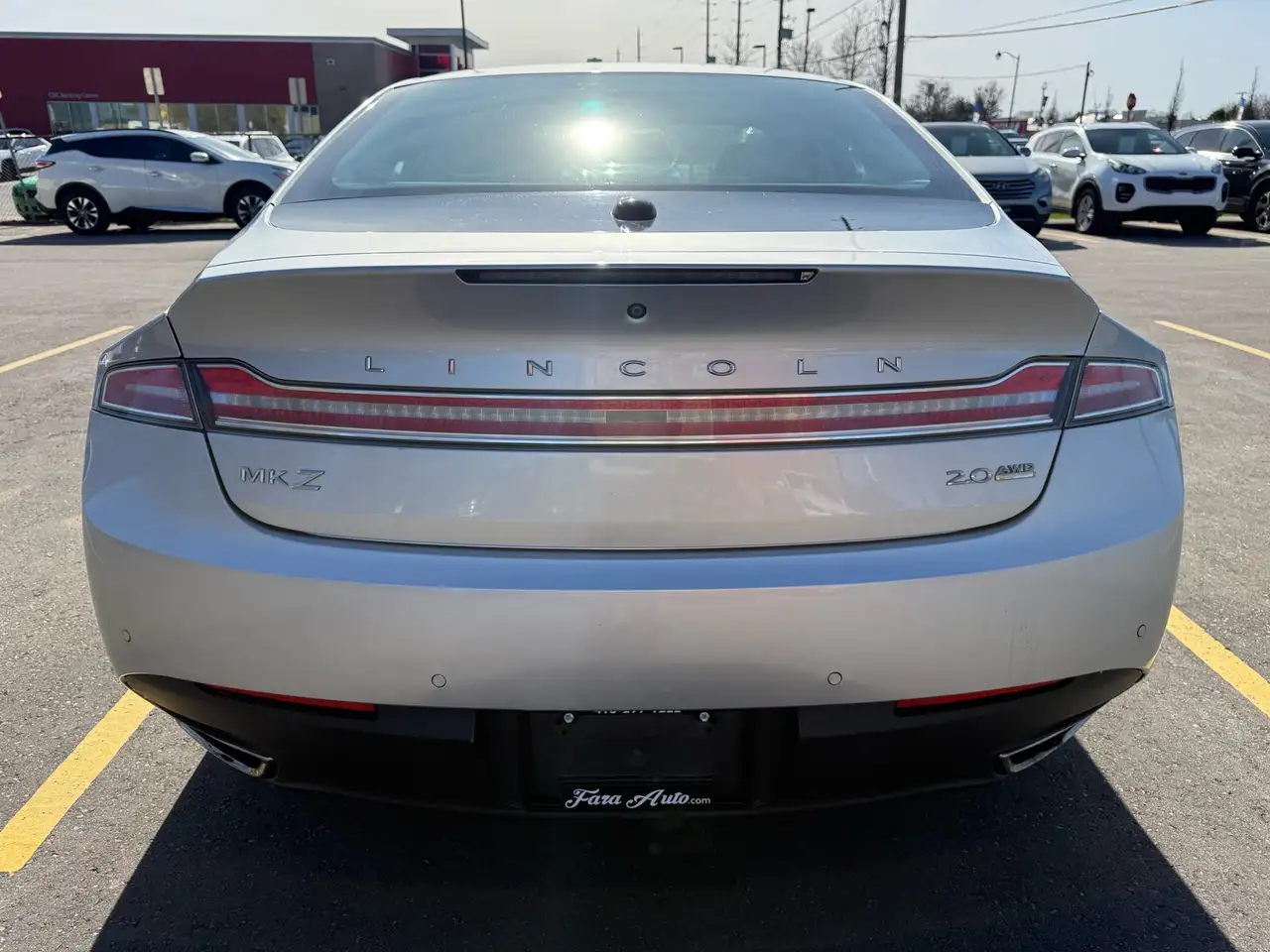 Lincoln MKZ снимка Lincoln MKZ