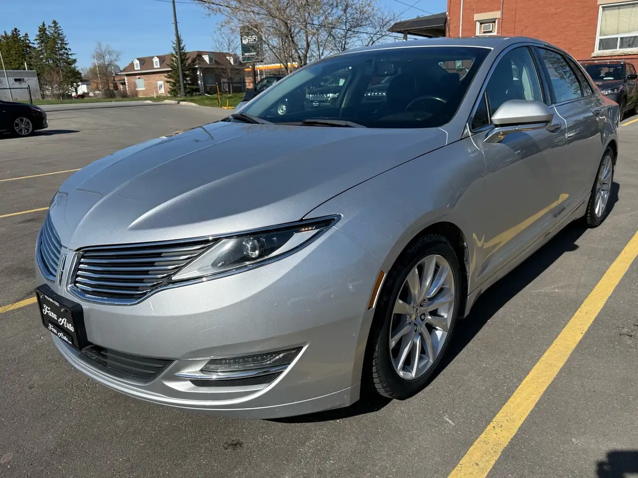 Lincoln MKZ снимка Lincoln MKZ