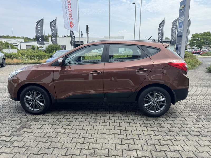 Hyundai iX35 2.0 GDI Trend Navi Temp Shzg T-Leder 1.Hand — photo 6