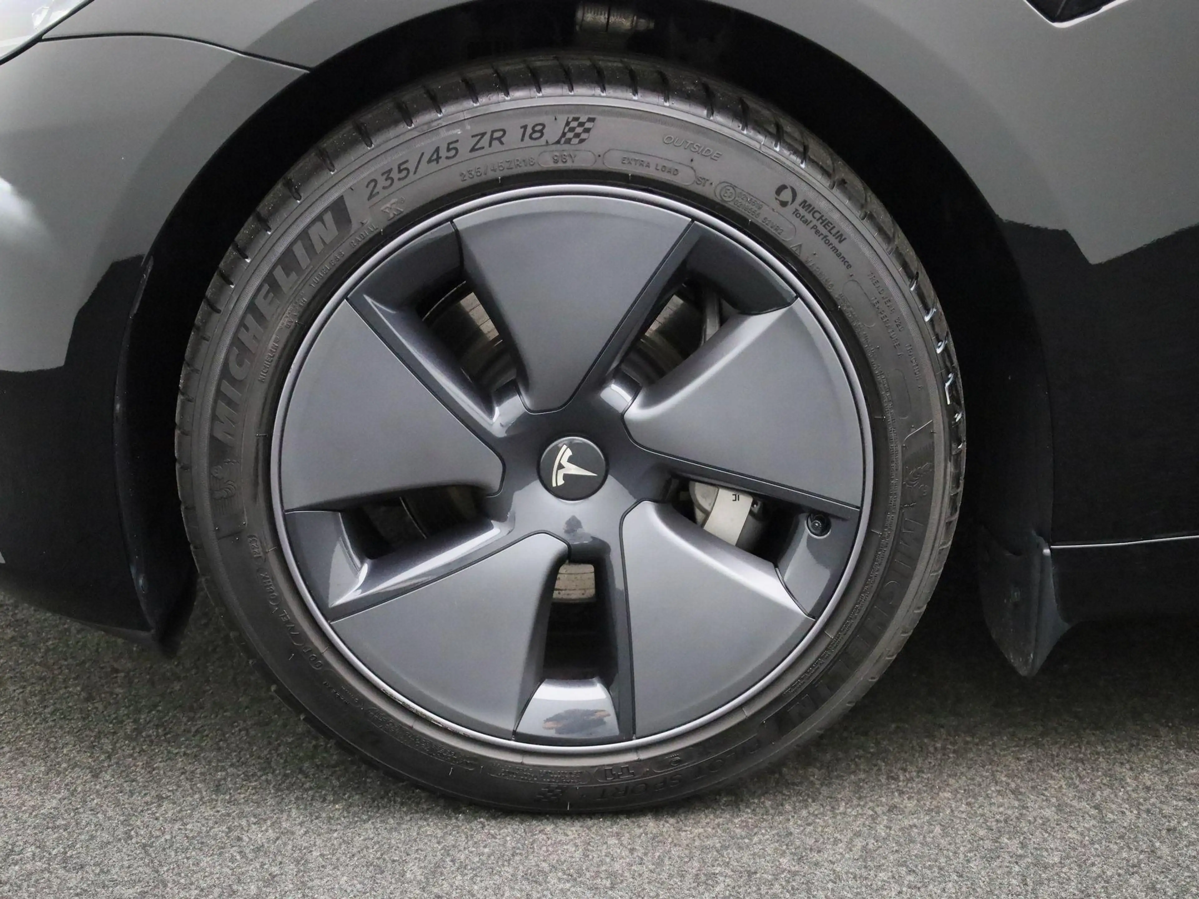 Tesla Model 3 Standard RWD Plus 60 kWh | WORDT VERWACHT | — photo 15
