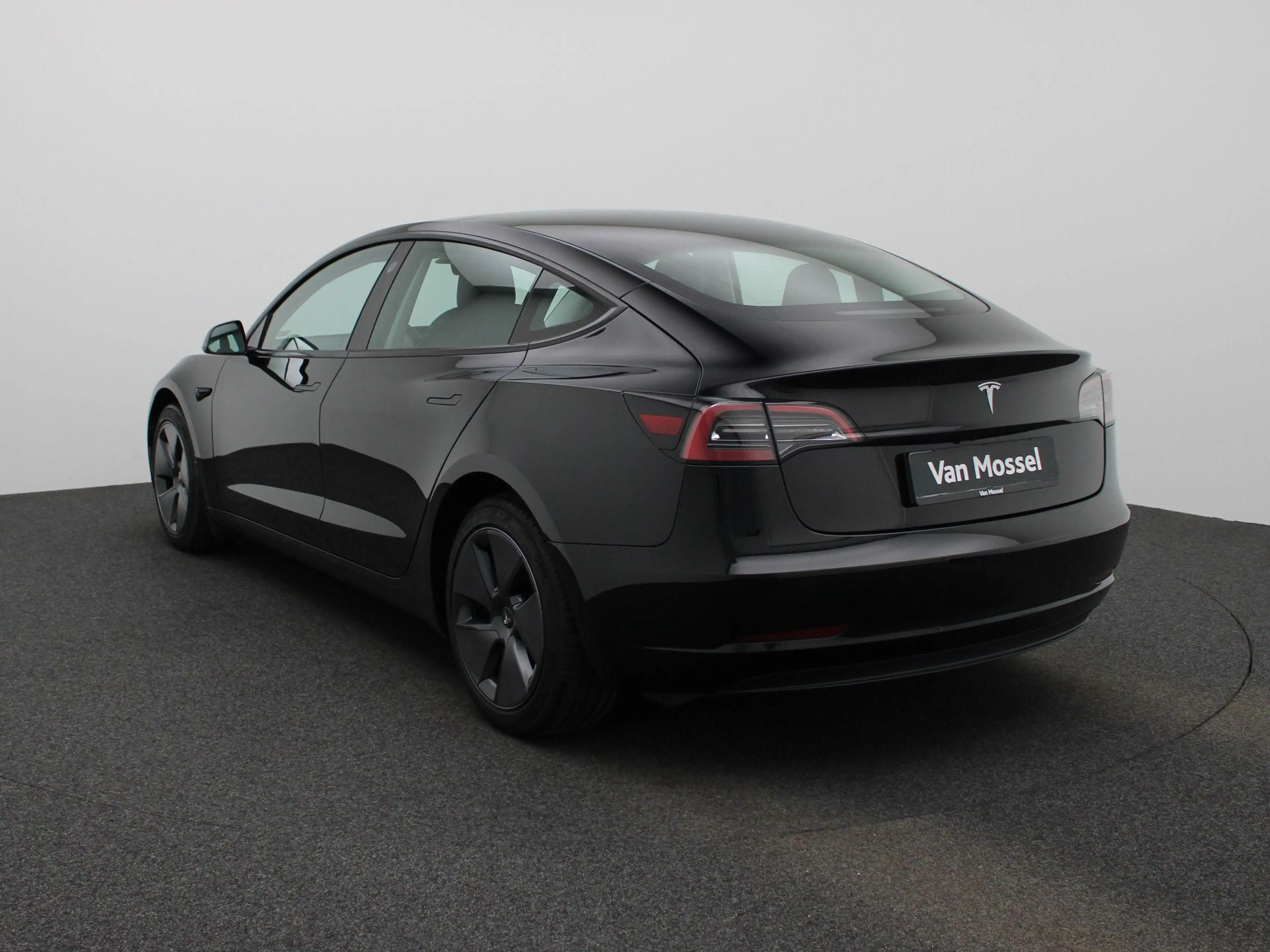 Tesla Model 3 Standard RWD Plus 60 kWh | WORDT VERWACHT | — photo 2
