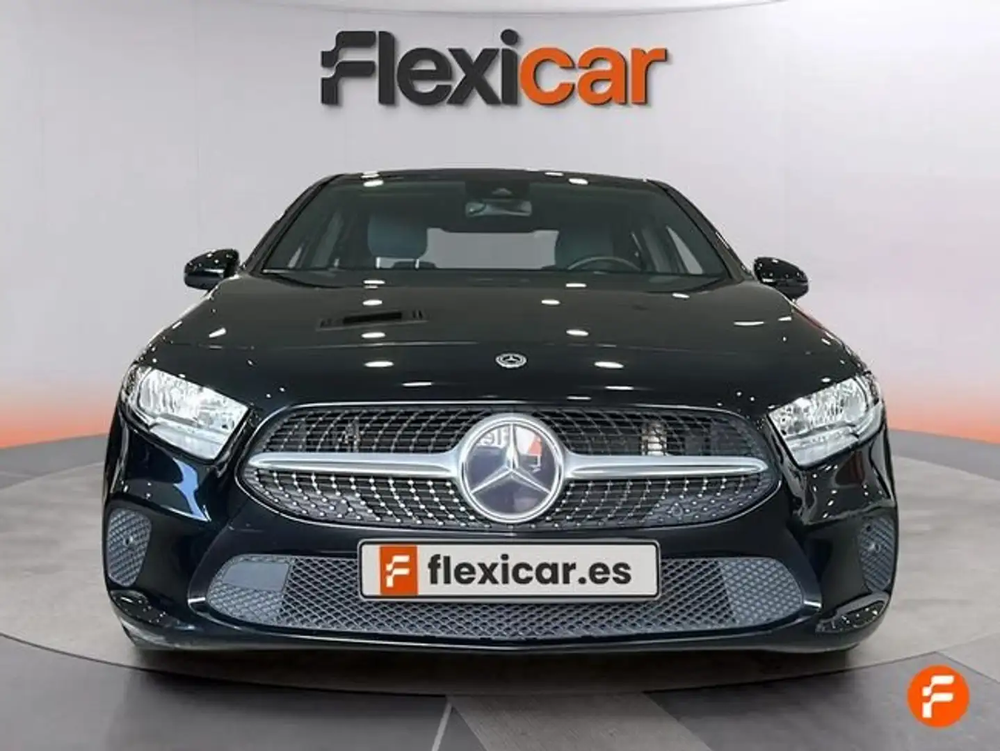 Mercedes-Benz A 180 180d Sedán 7G-DCT Negro - 1