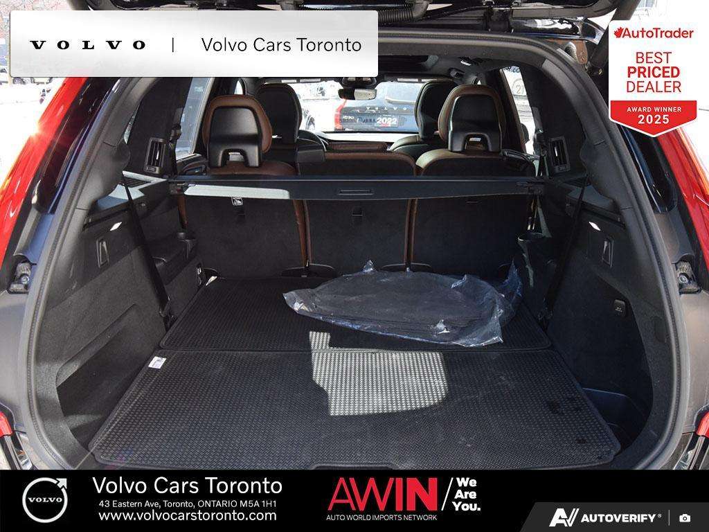 2025 Volvo XC90 T8 AWD Ultra Bright | Massage Seats | 21" Wheels thumb 37