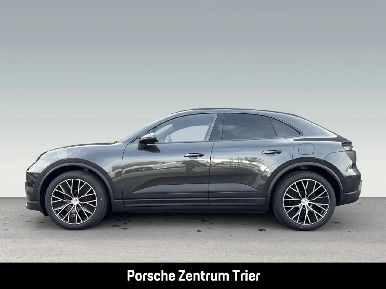 Porsche Macan Surround-View 21-Zoll Abstandstempomat LED 2