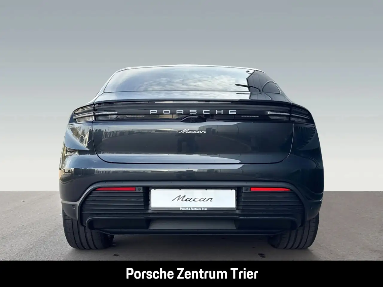 Porsche Macan Surround-View 21-Zoll Abstandstempomat LED 7