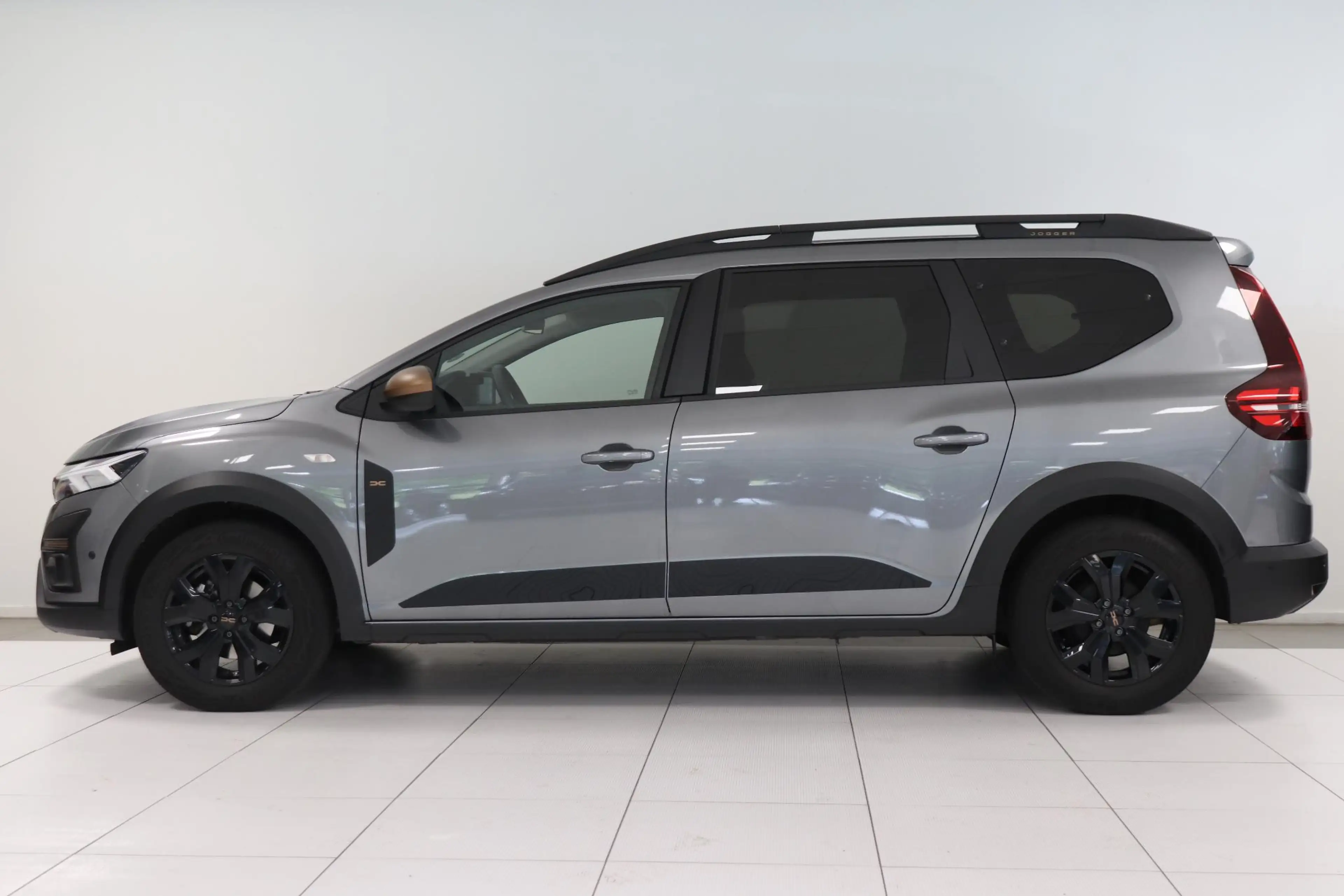 Dacia Jogger 1.6 Hybrid 140 Extreme 7p. | Camera | Trekhaak | C — photo 18