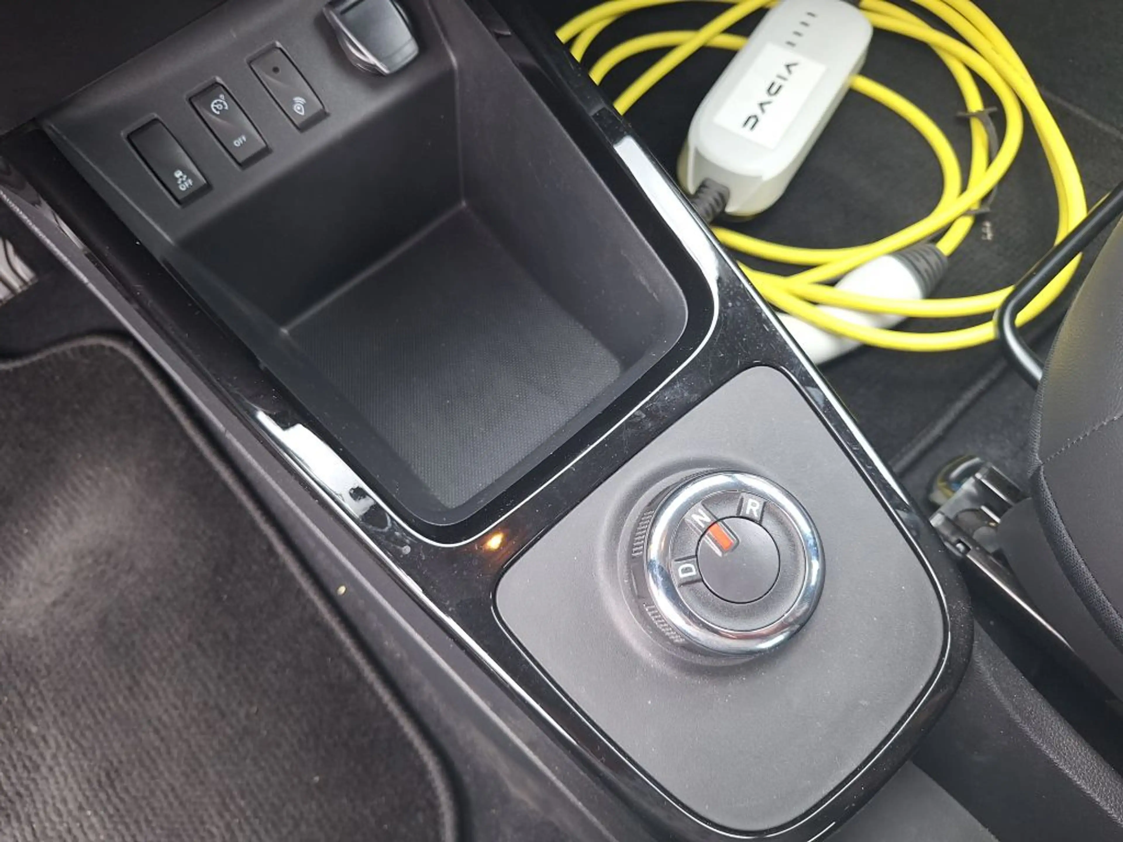 Dacia Spring ESSENTIAL — photo 8