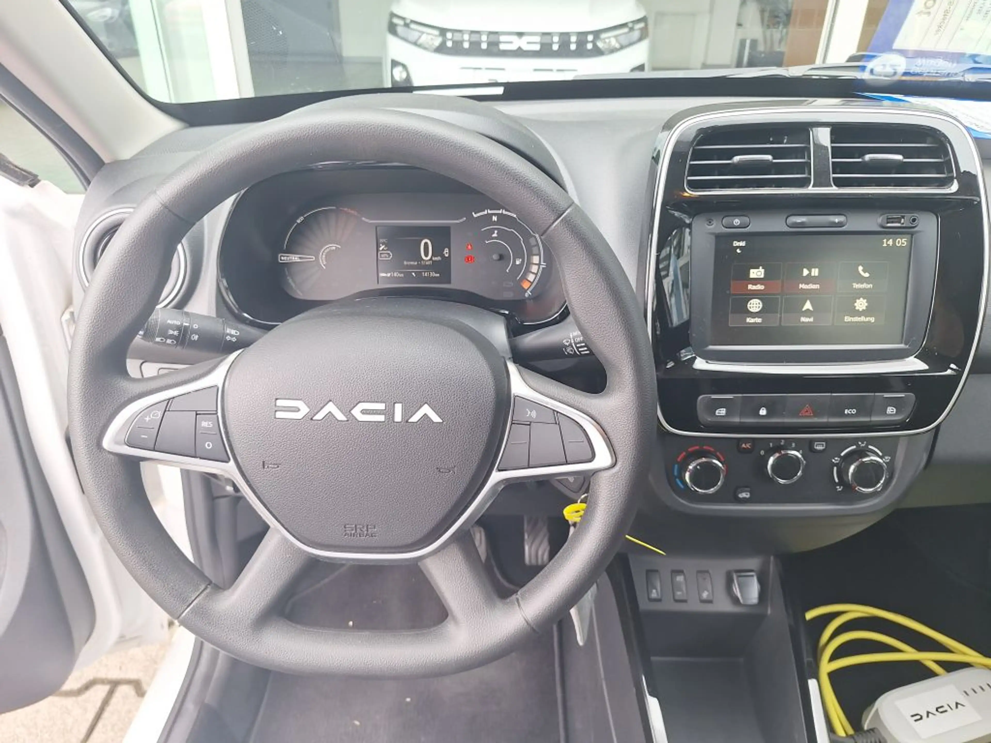 Dacia Spring ESSENTIAL — photo 9