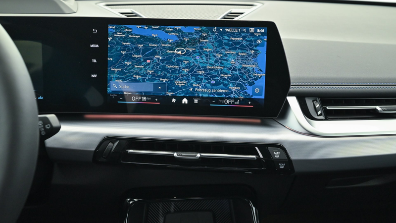 BMW X1 xDrive20d — photo 9