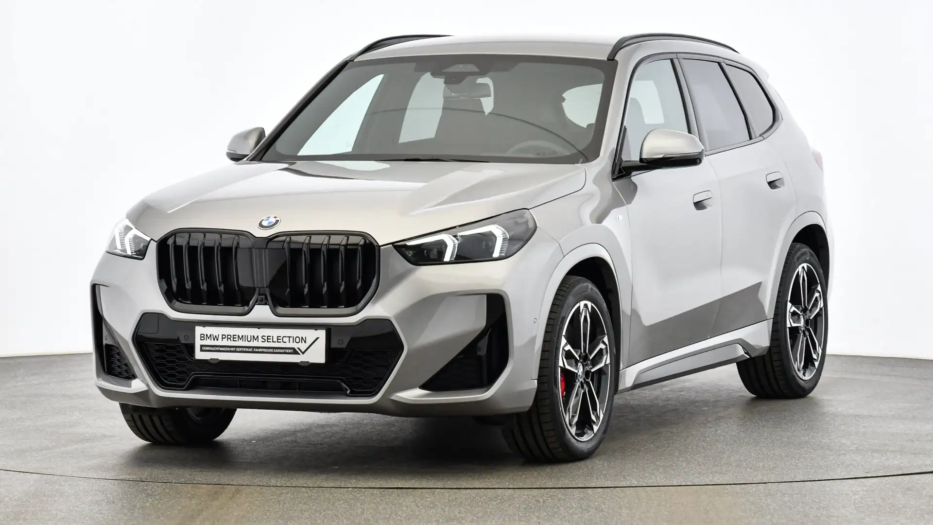 BMW X1 xDrive20d Silber - 1