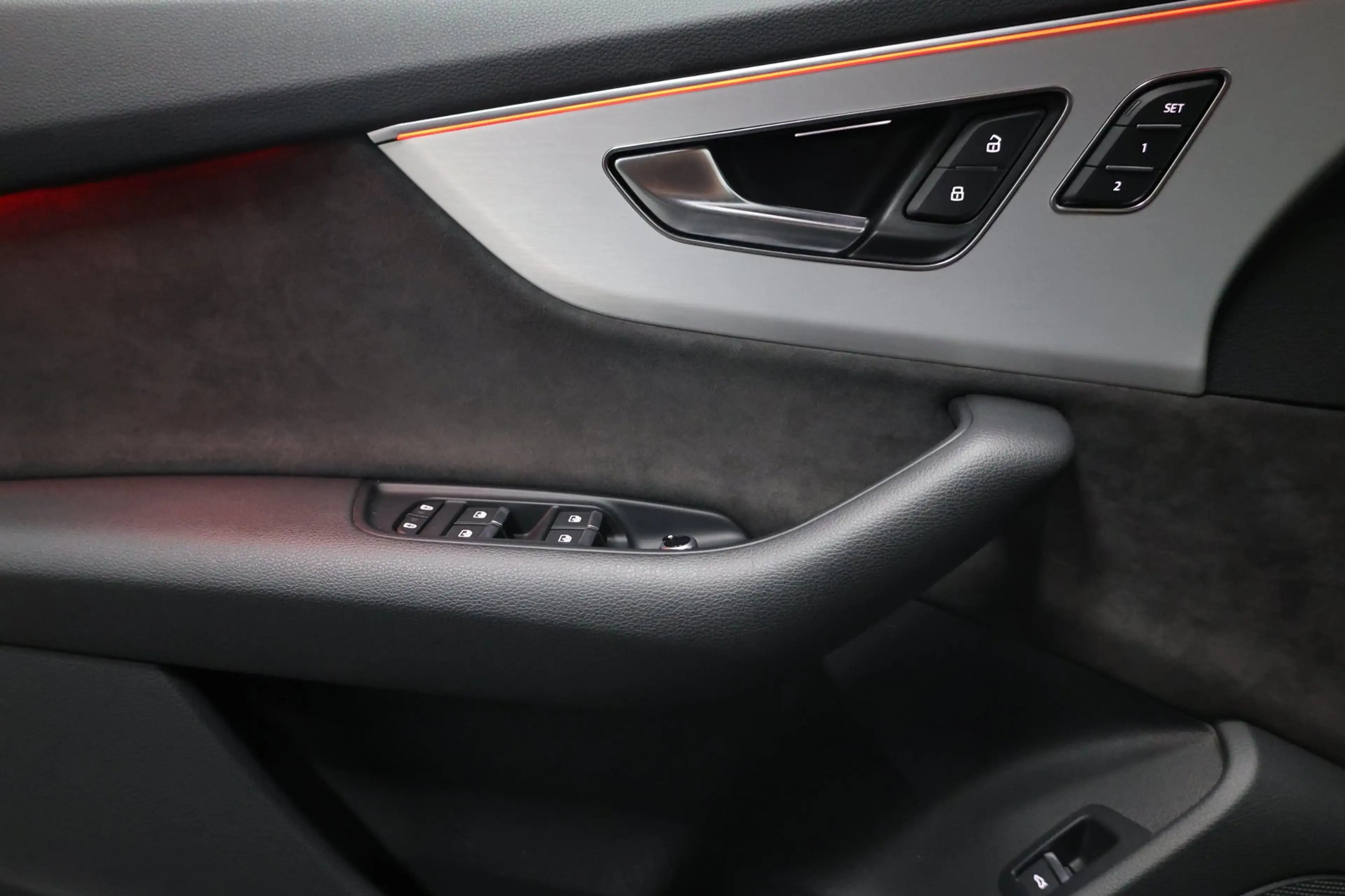 Audi SQ7 4.0 TFSI quattro 507+PK LED/VIRTUAL/SFEER/PANO/HEA — photo 13