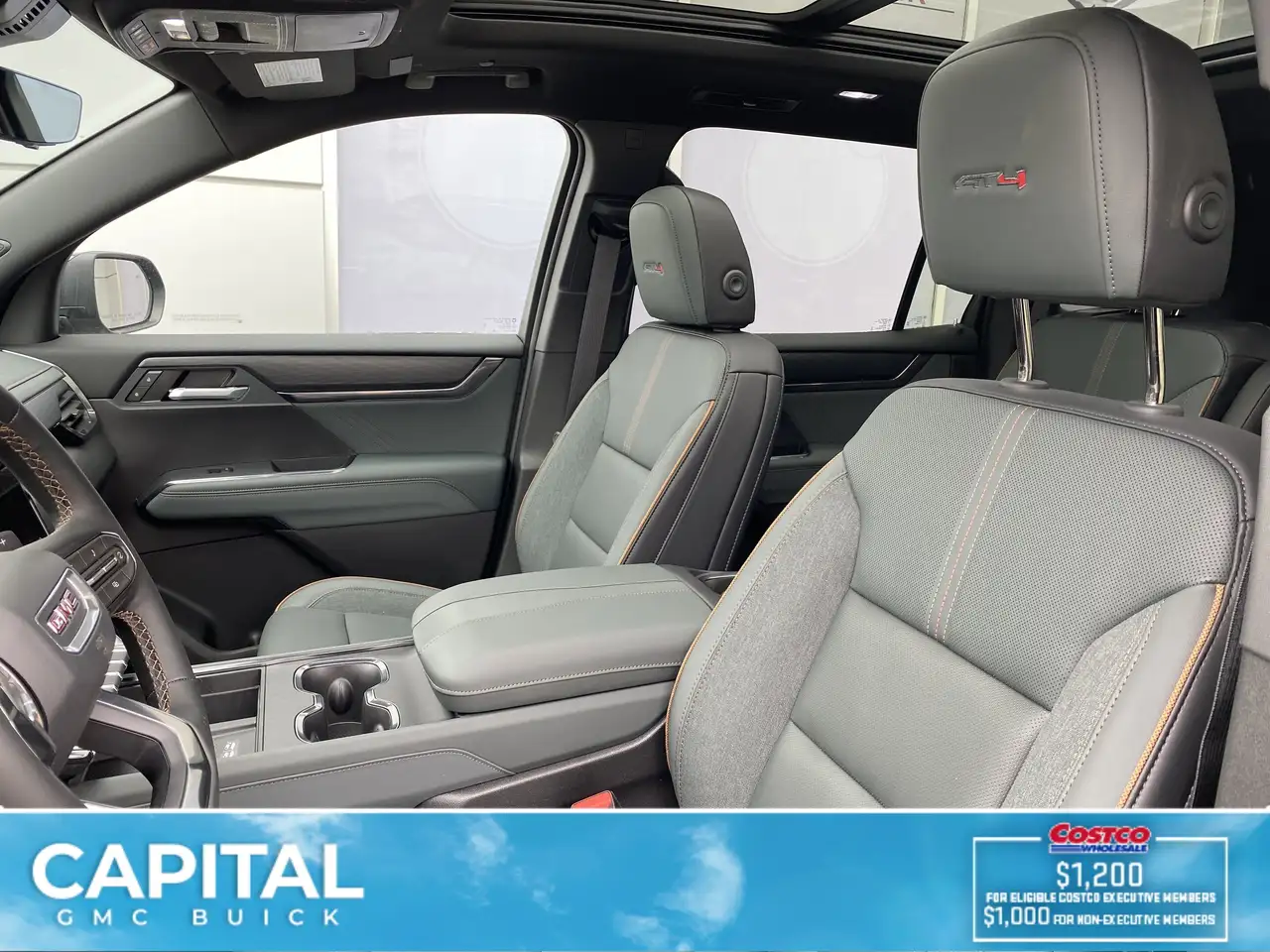 GMC Acadia снимка GMC Acadia