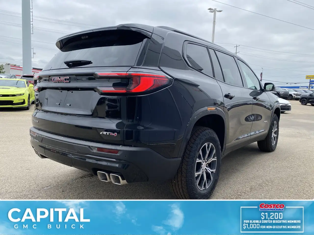 GMC Acadia снимка GMC Acadia