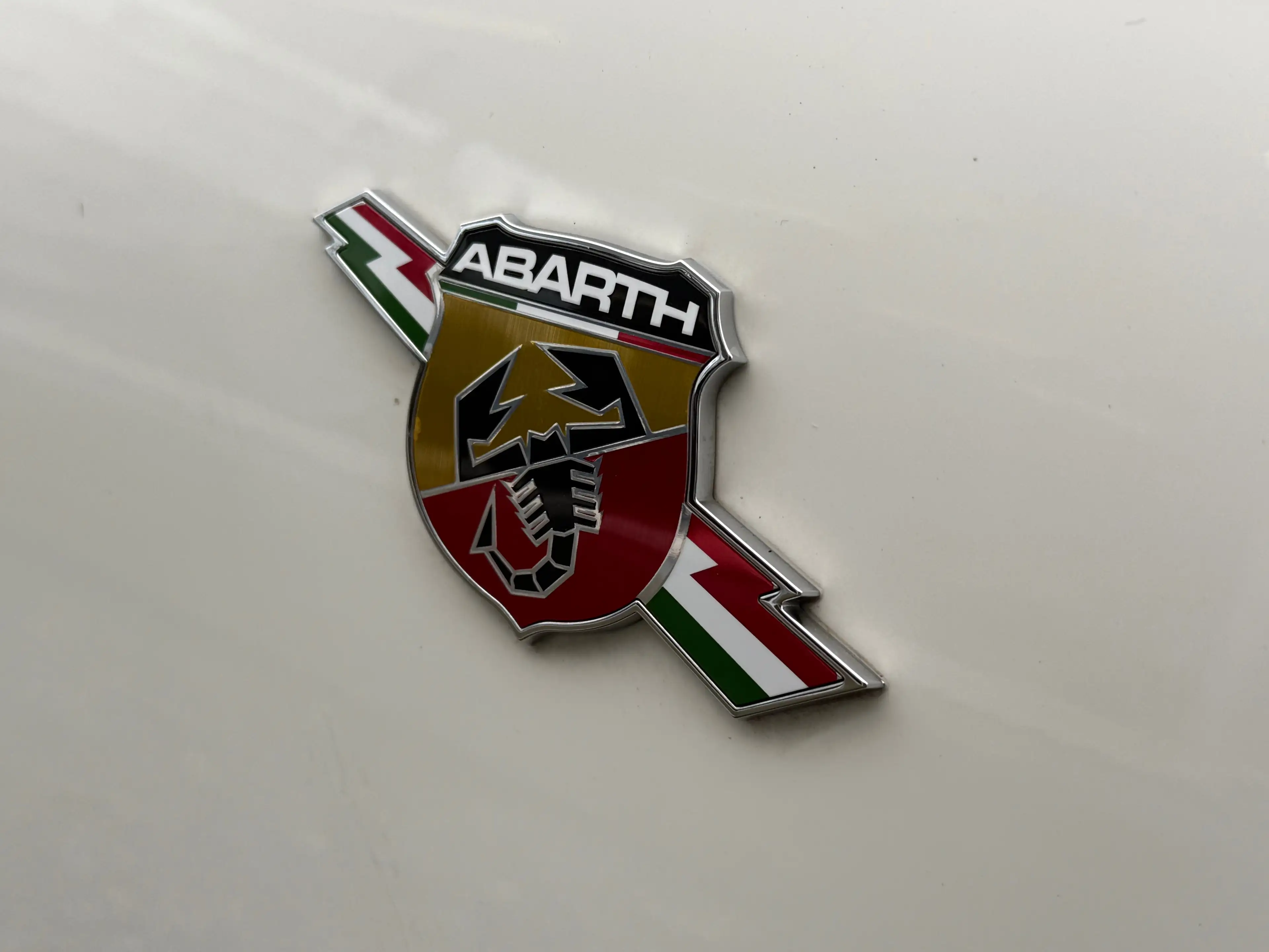 Fiat 595 Abarth PISTA 1.4T.SPORT GPS ECHAPPEMENT MONZA TOIT PANO — photo 14