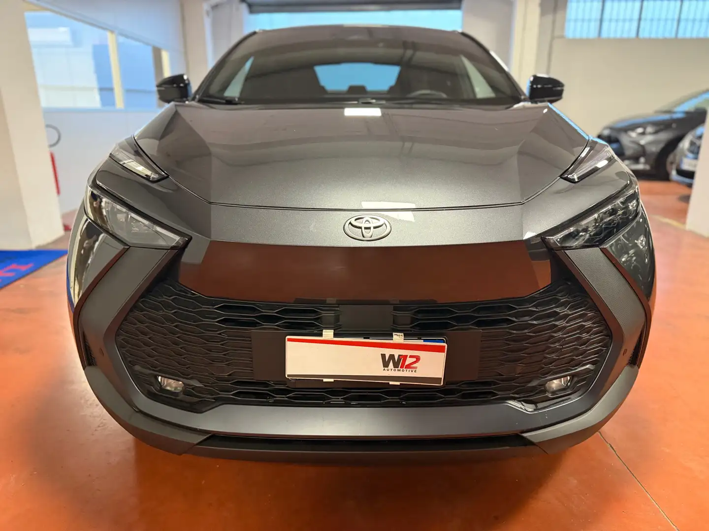 Toyota C-HR C-HR II  1.8 hev Trend fwd e-cvt Gris - 2