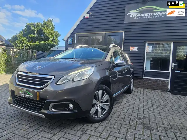 Peugeot 2008 1.2 VTi Allure
