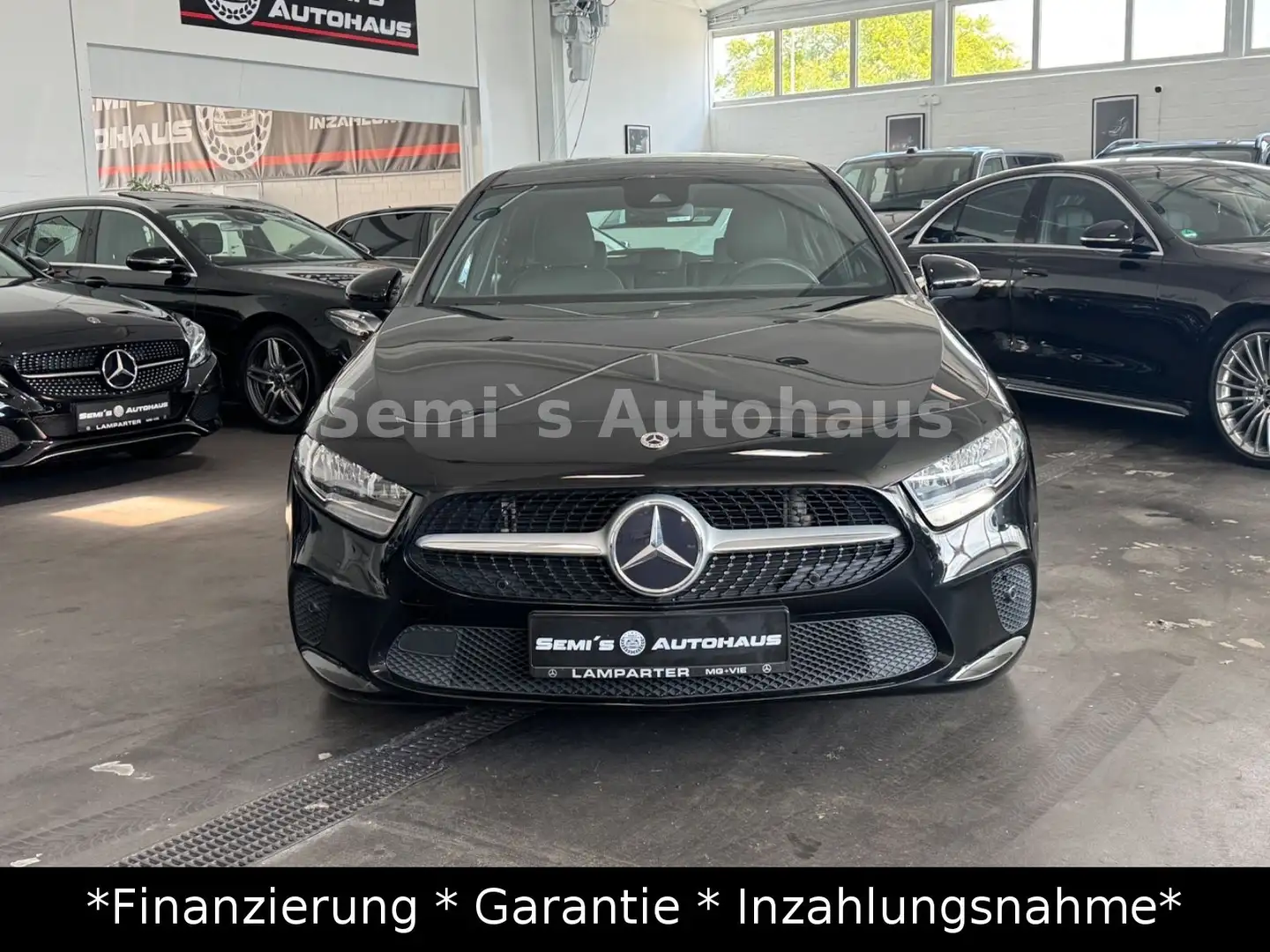 Mercedes-Benz A 180 A -Klasse A 180*Navi*Panorama*Top Zustand* Schwarz - 2