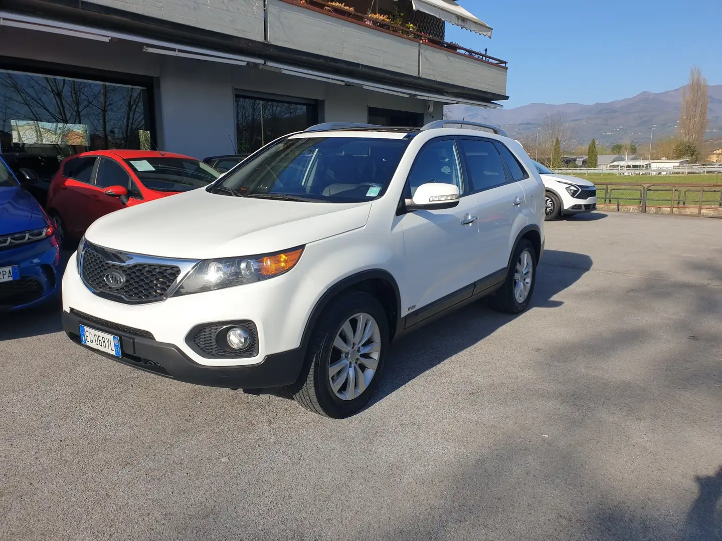 Kia Sorento Sorento 2.2 crdi 16v Class navi 4wd unico prop. Bianco - 2