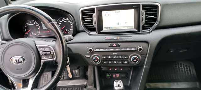 Imagine Kia Sportage 1.6 GDI 2WD Vision