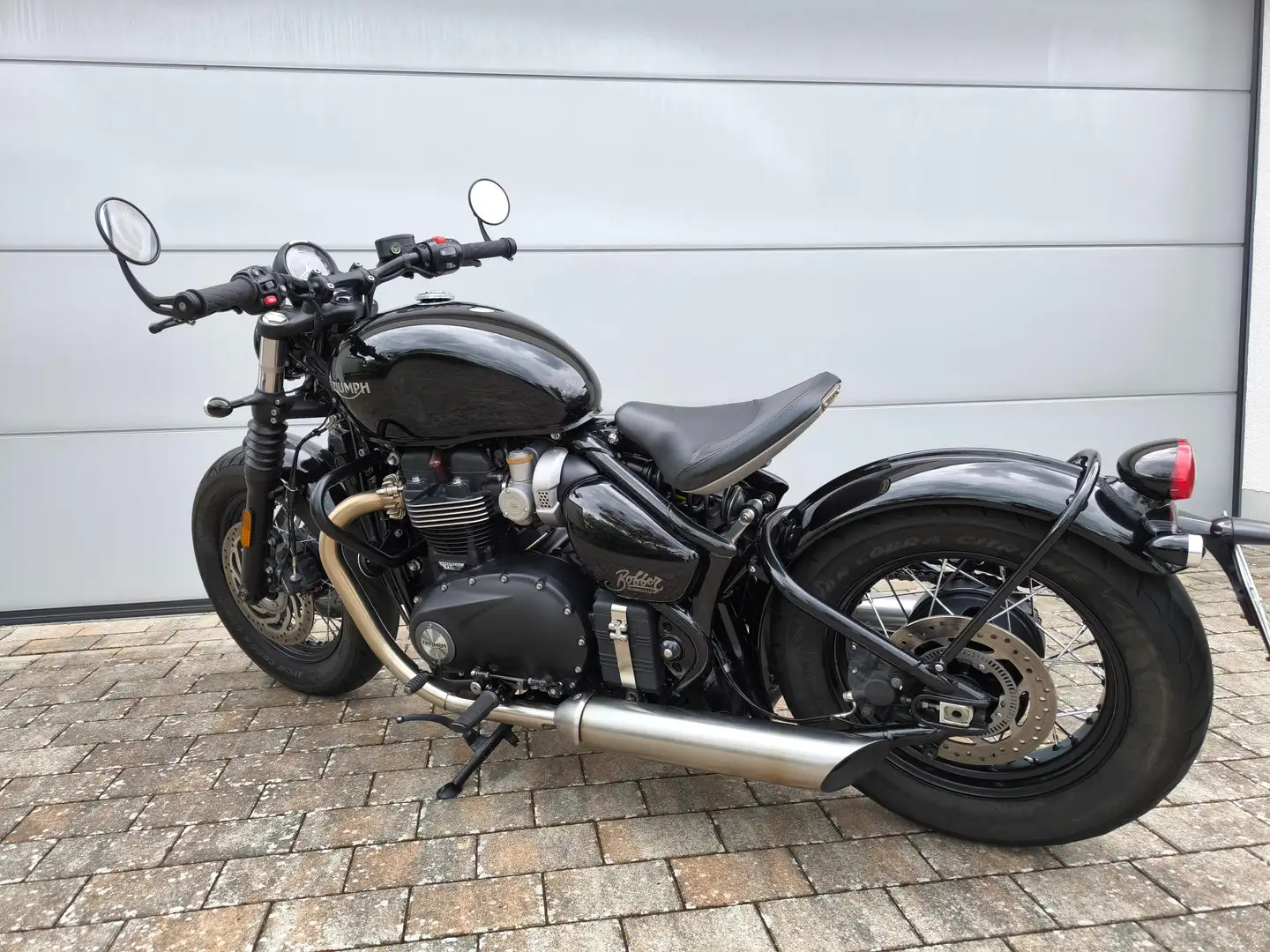 Triumph Bonneville Bobber Triumph Bobber Black Euro 5, 1.Hd, Bj. 21 Fekete - 2
