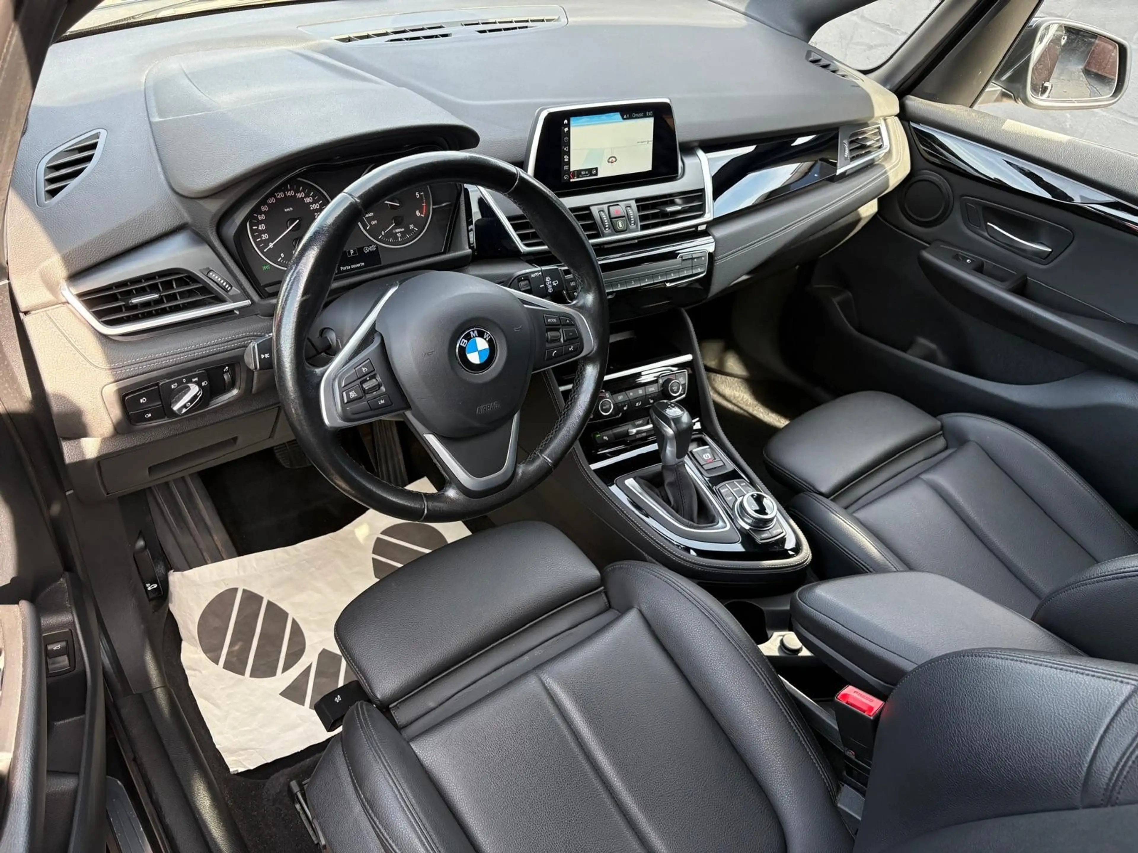 BMW 216 dA Gran Tourer Sport — photo 7