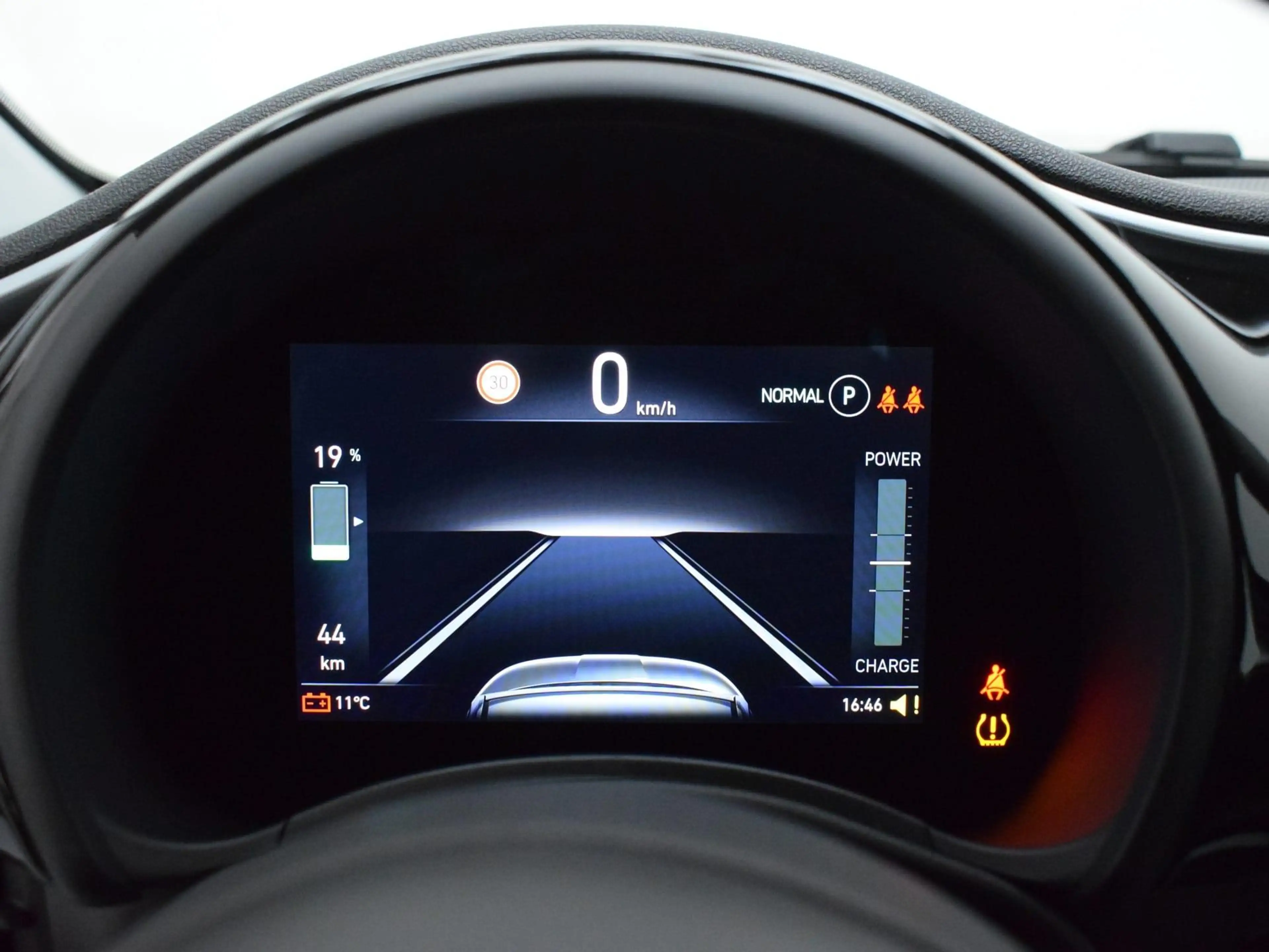 Fiat 500e Business Launch Edition | Climate Control | Apple — photo 8