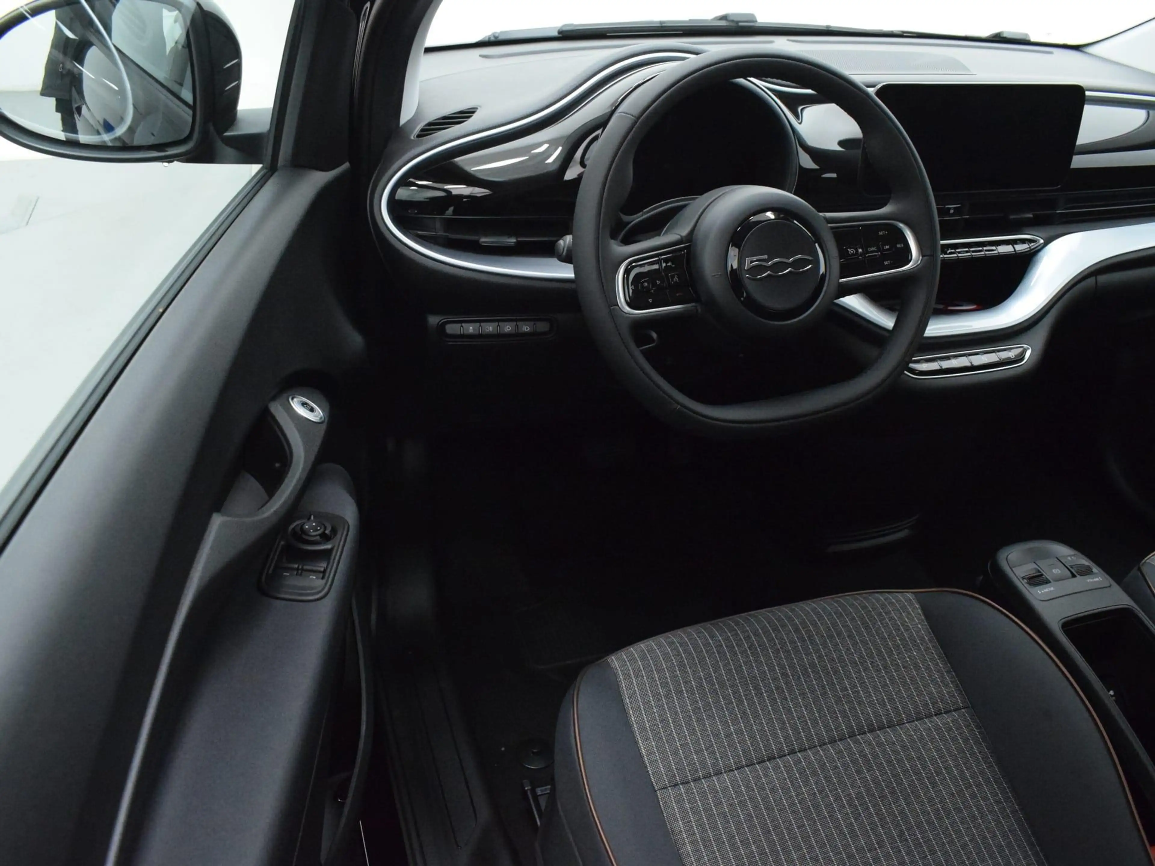 Fiat 500e Business Launch Edition | Climate Control | Apple — photo 2