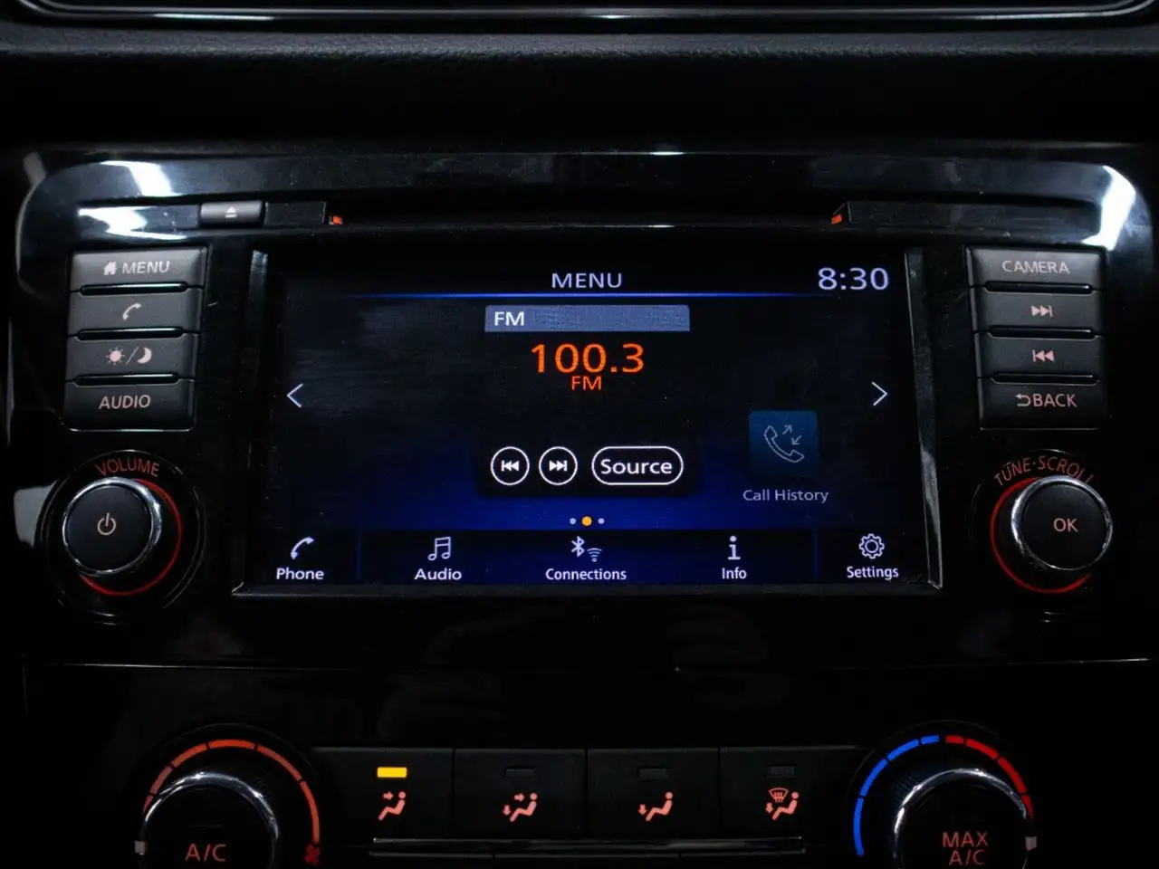 Nissan Rogue снимка Nissan Rogue