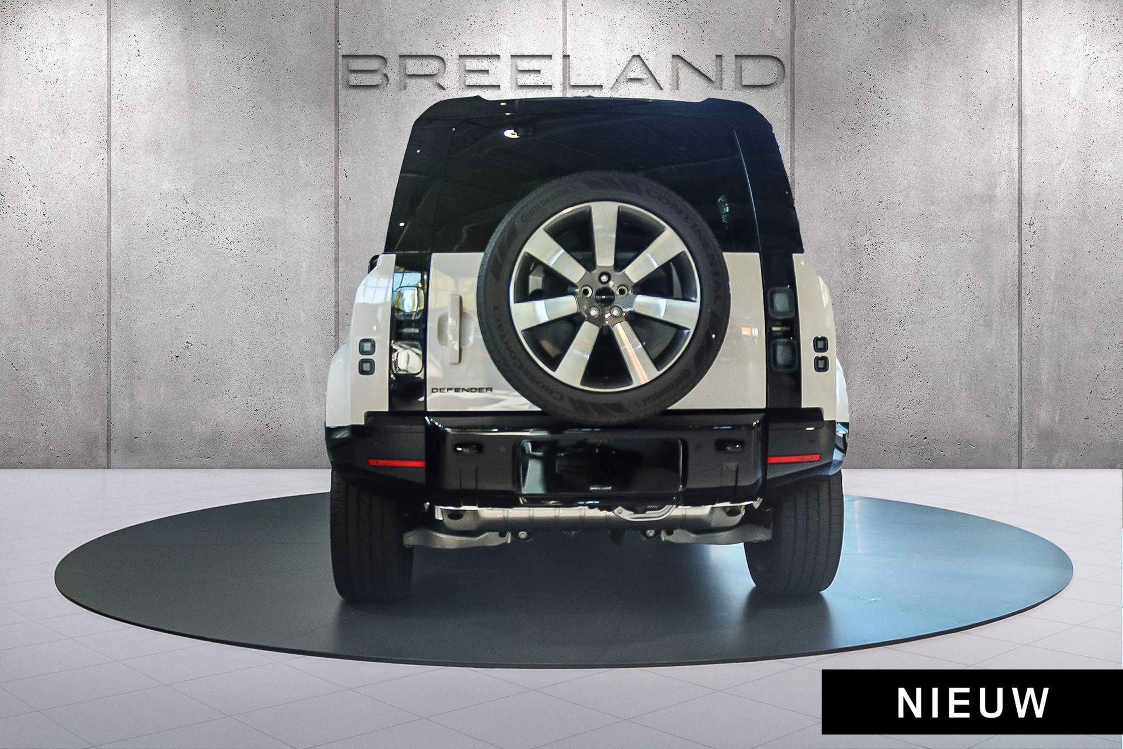 Land Rover Defender 110 P300e X-Dynamic HSE | TOW PACK | CLIMATE PACK — photo 7