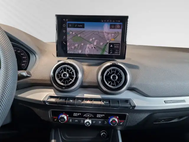 Audi Q2 view 12